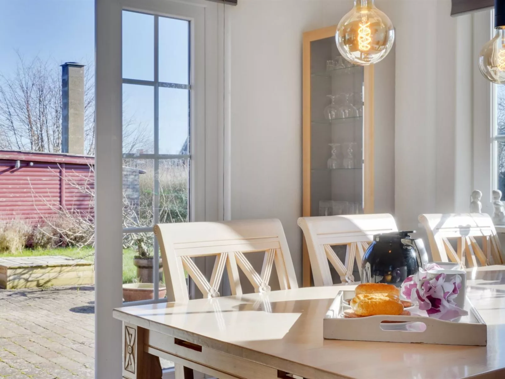 "Harrieth" - 16km from the sea-Binnen