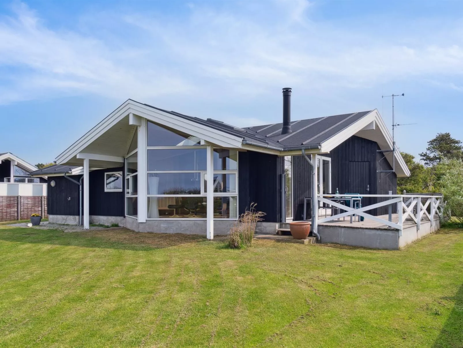 "Ewa" - 75m from the sea-Buiten