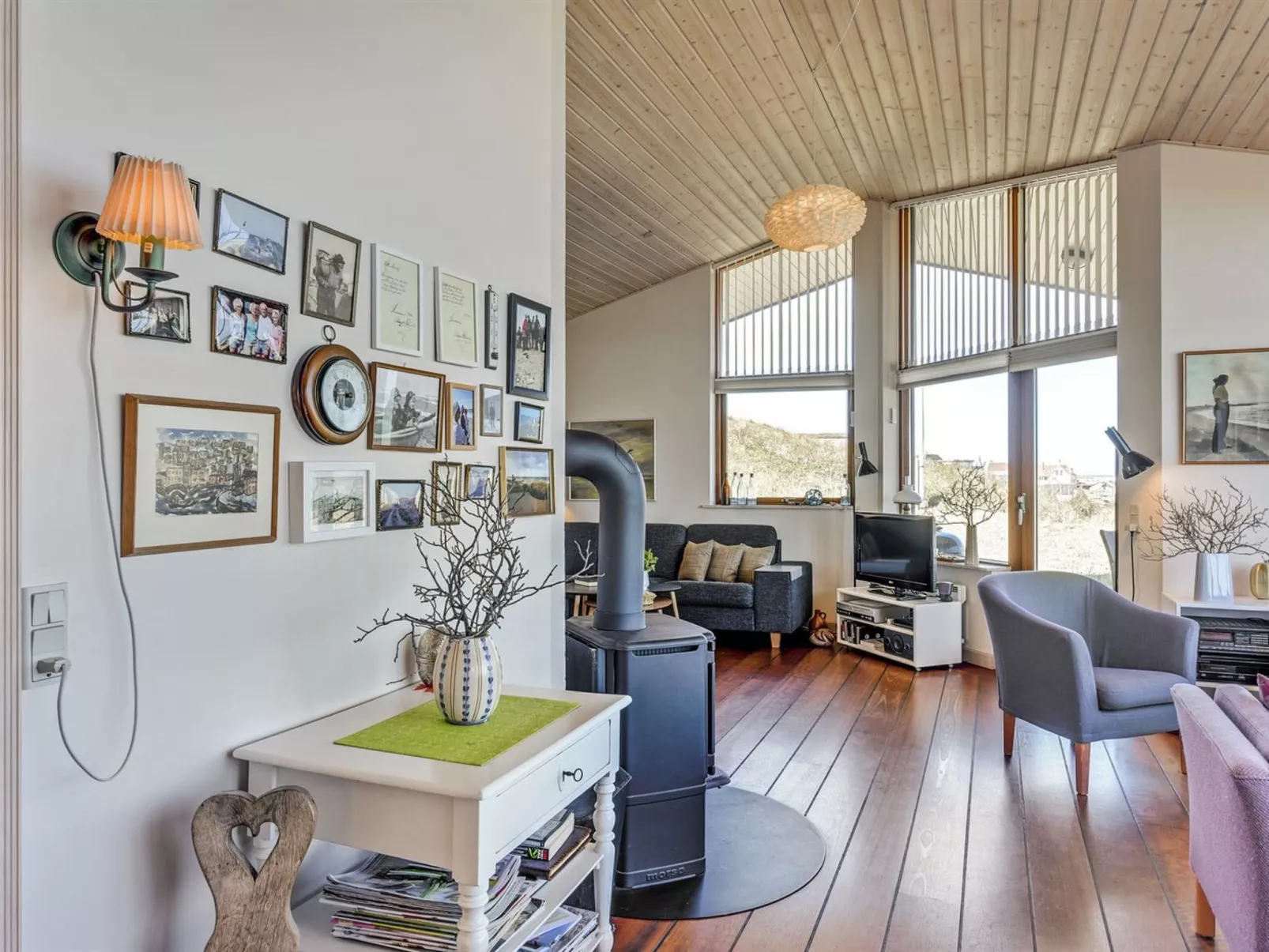 "Arngrim" - 100m from the sea-Binnen