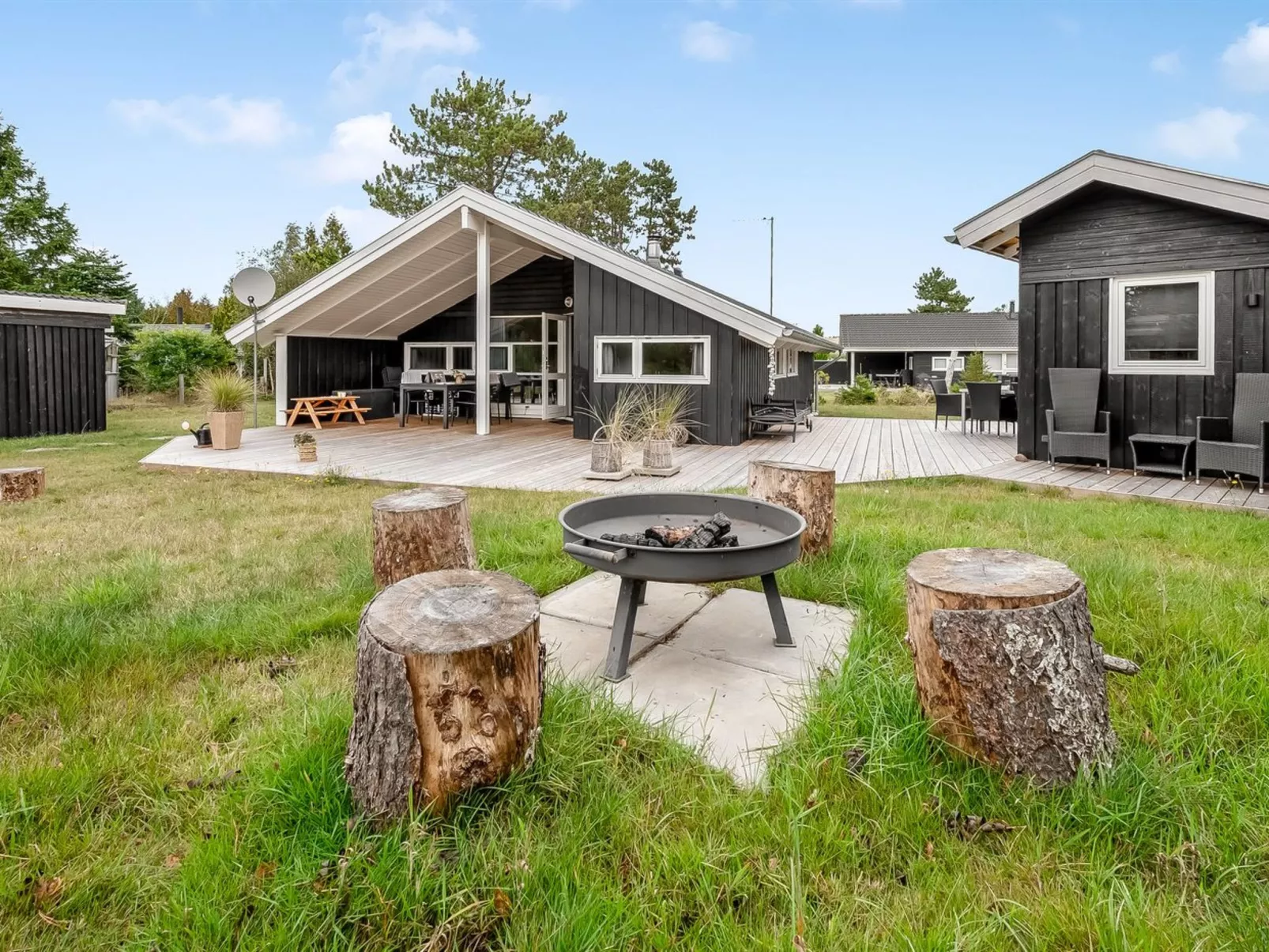 "Raafael" - 175m from the sea-Buiten