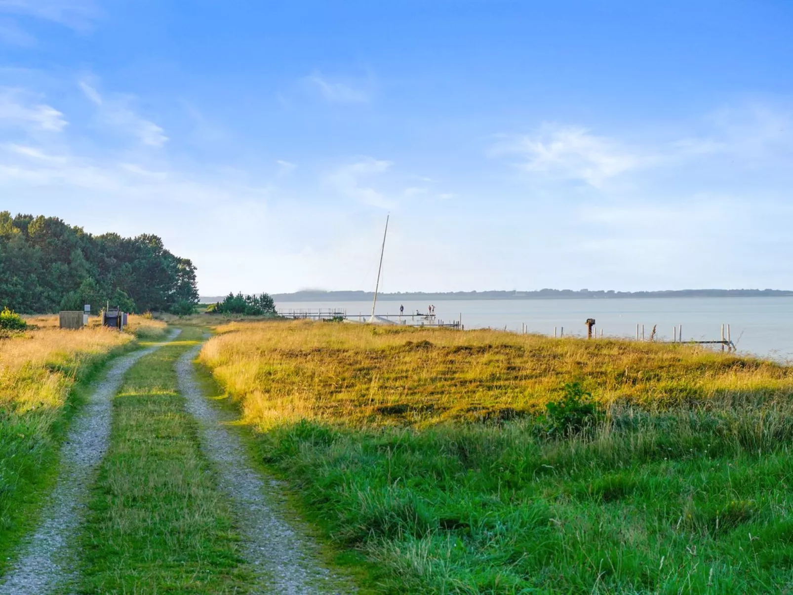 "Sebastian" - 100m to the fjord-Buiten