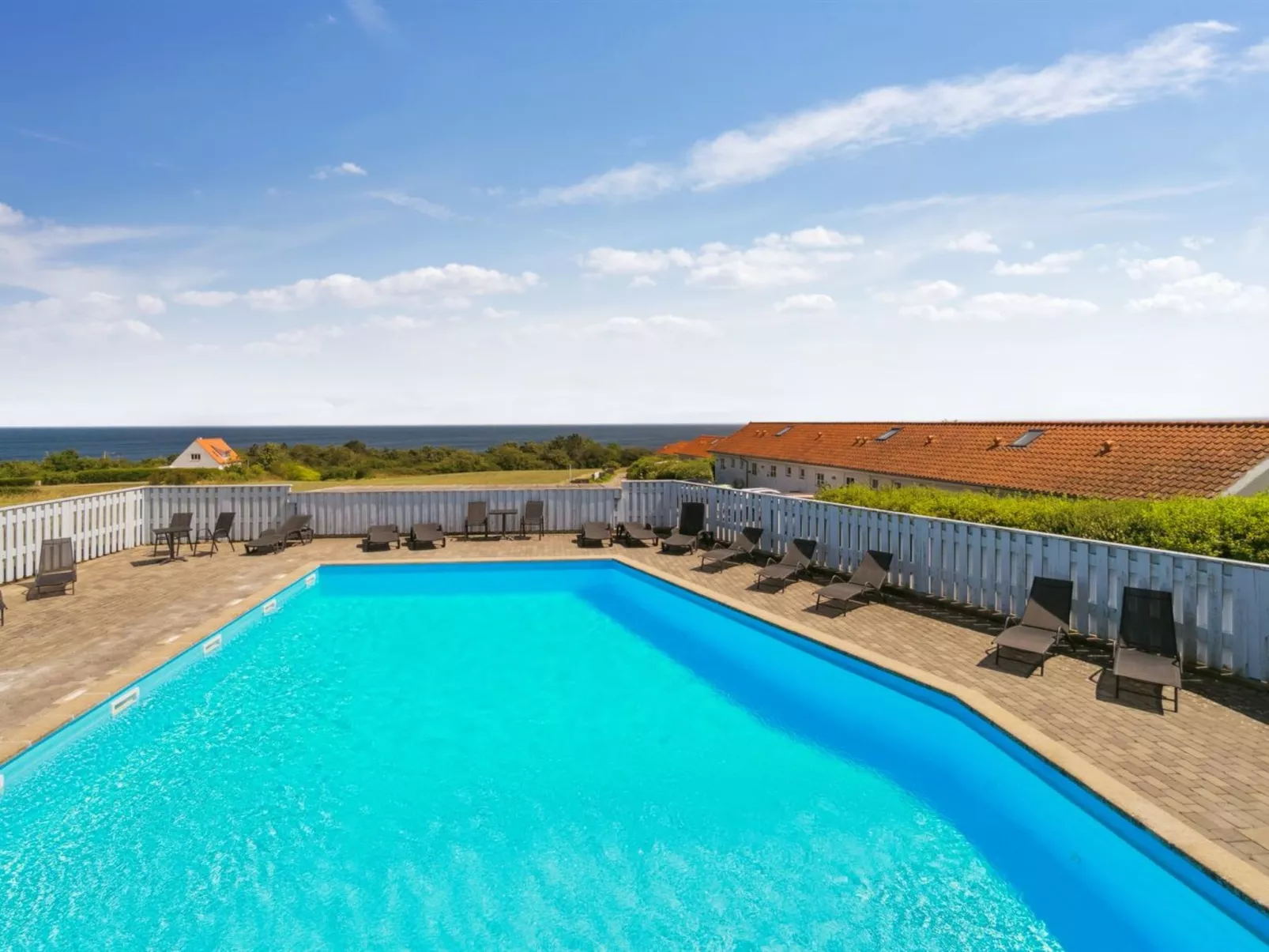 "Kuisma" - 300m from the sea - Buiten