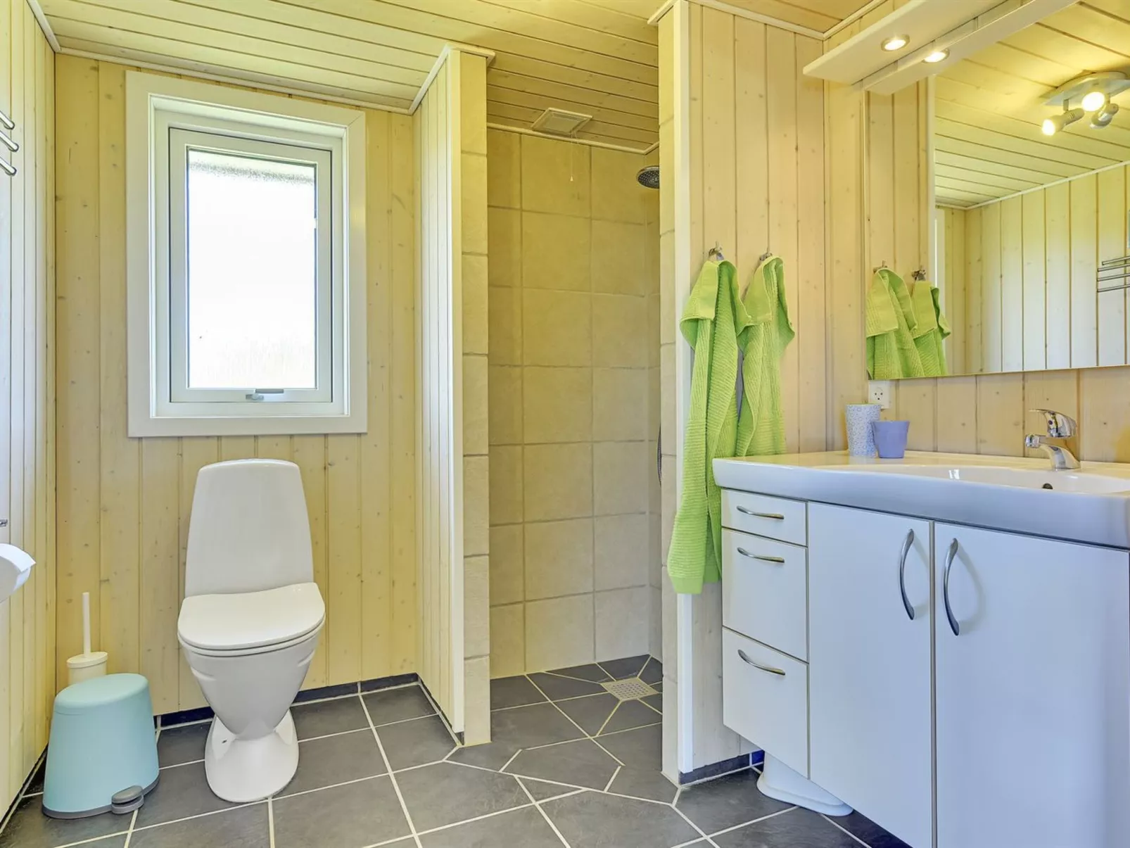 "Kierstine" - 100m from the sea-Binnen