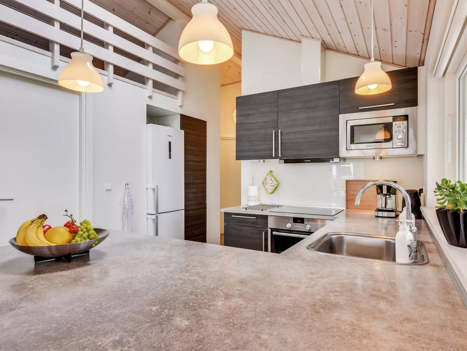 "Luzia" - 1.2km from the sea-Binnen