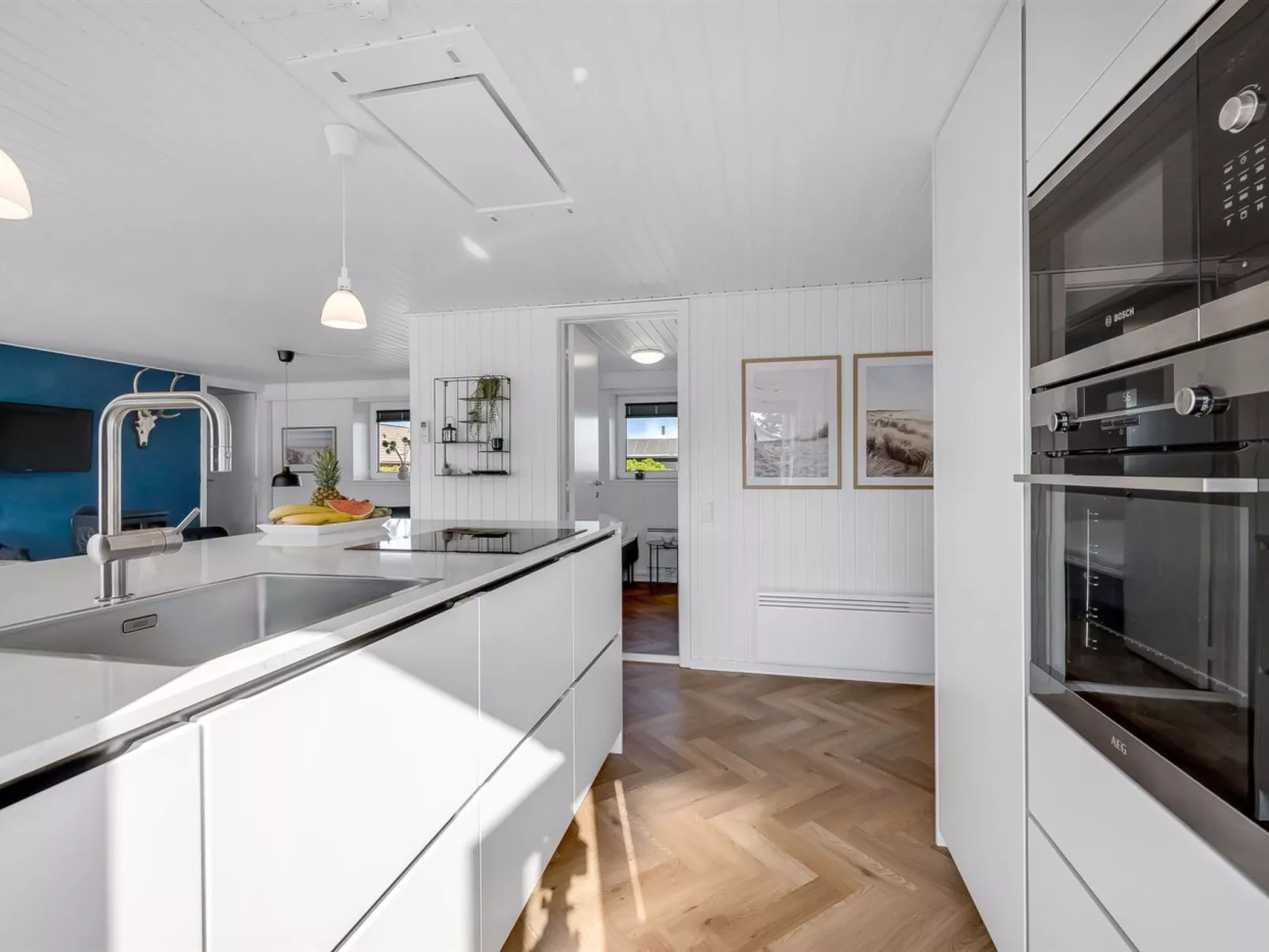 "Hillevi" - 200m from the sea-Binnen