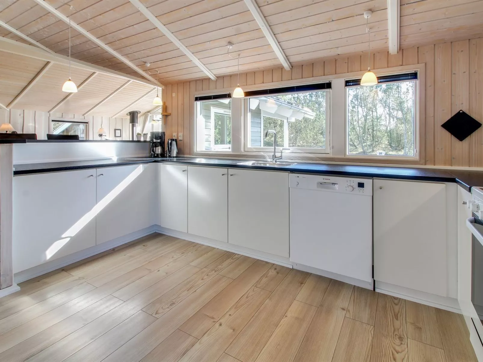 "Abiorn" - 2.5km from the sea-Binnen