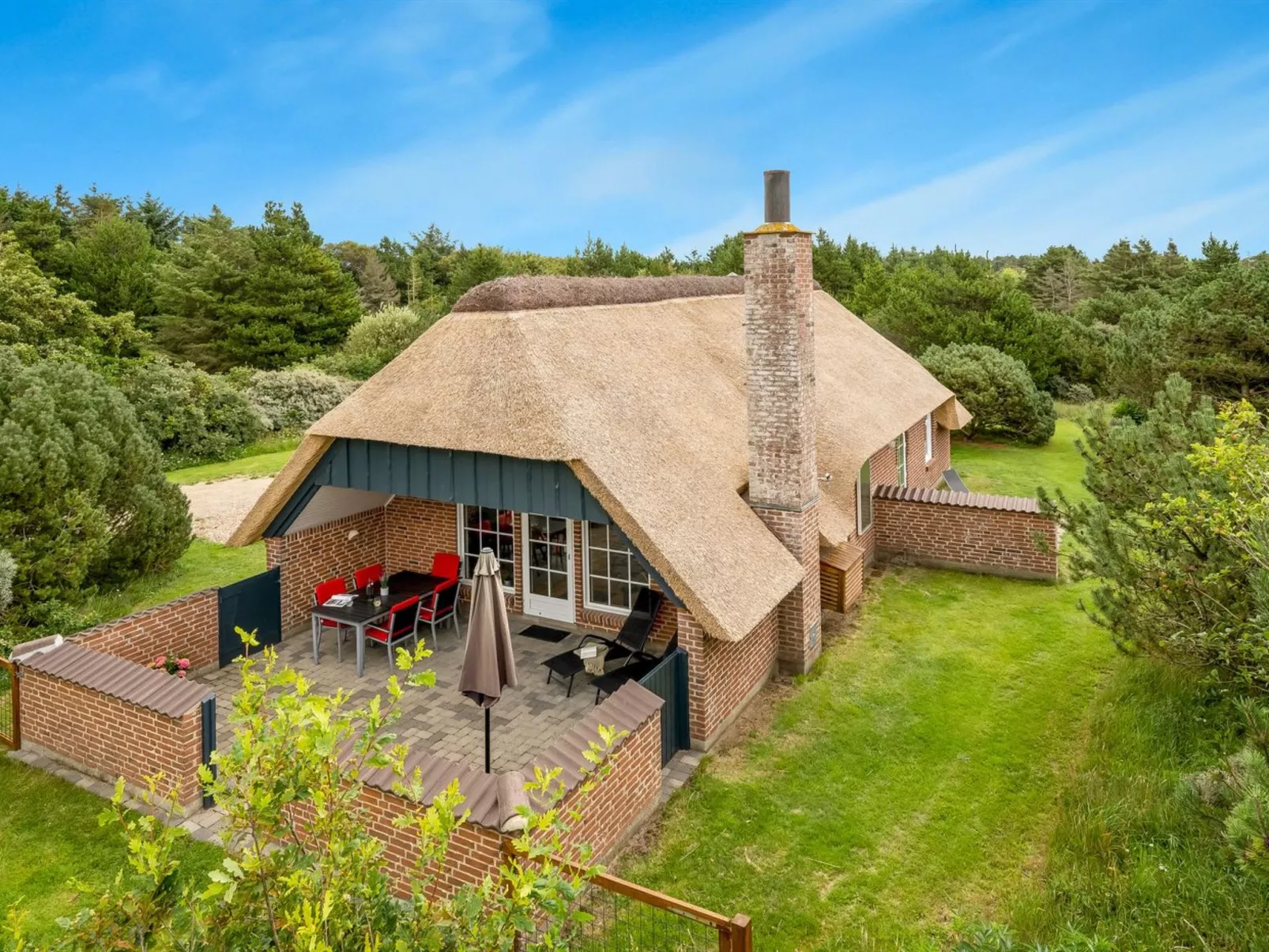 "Pasi" - 1.2km from the sea-Buiten