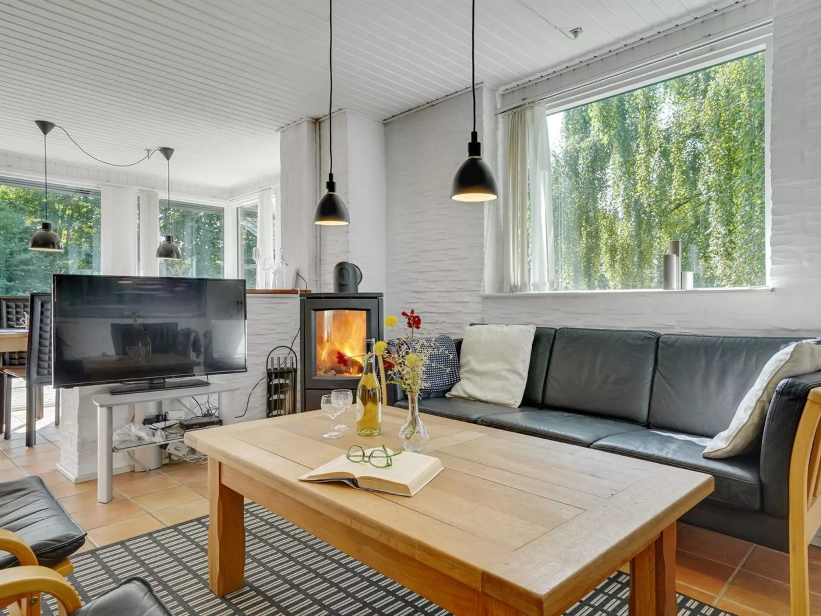 "Naumka" - 200m to the fjord-Binnen