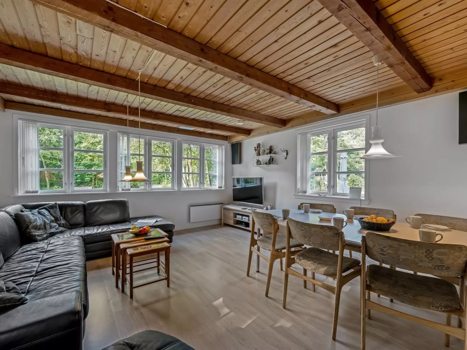 "Fina" - 15km from the sea-Binnen