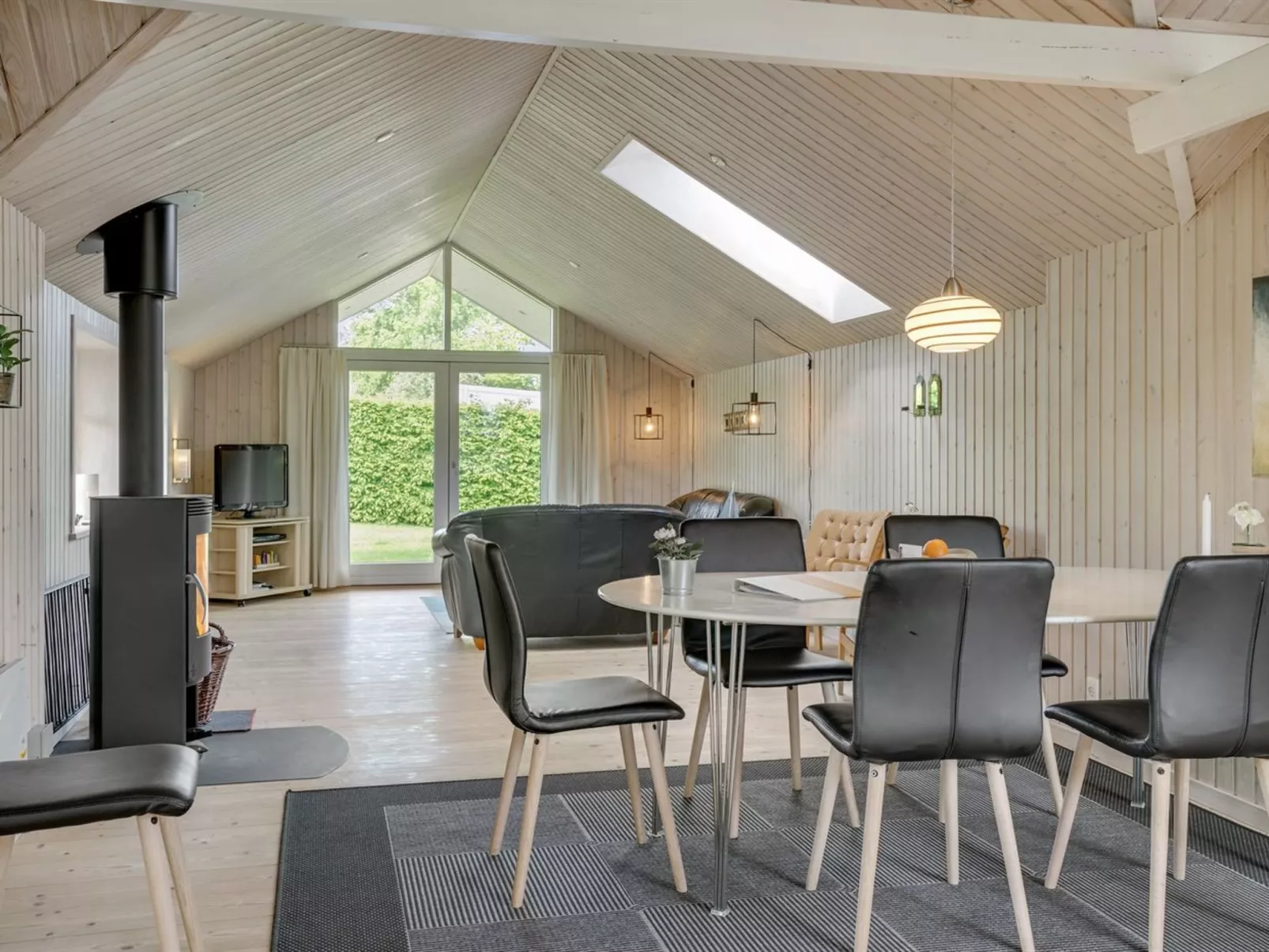 "Dea" - 850m from the sea-Binnen