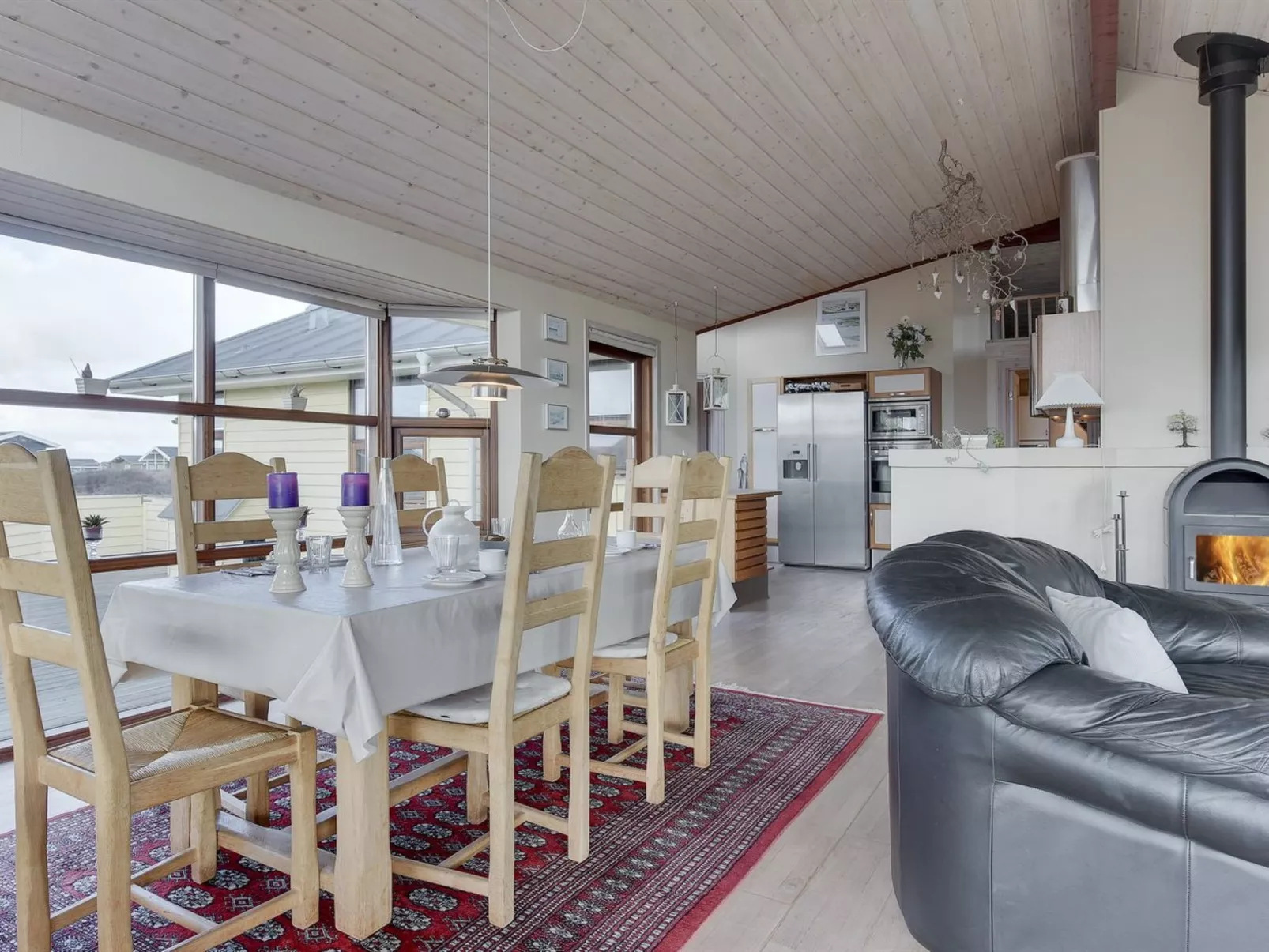 "Fam" - 300m from the sea-Binnen