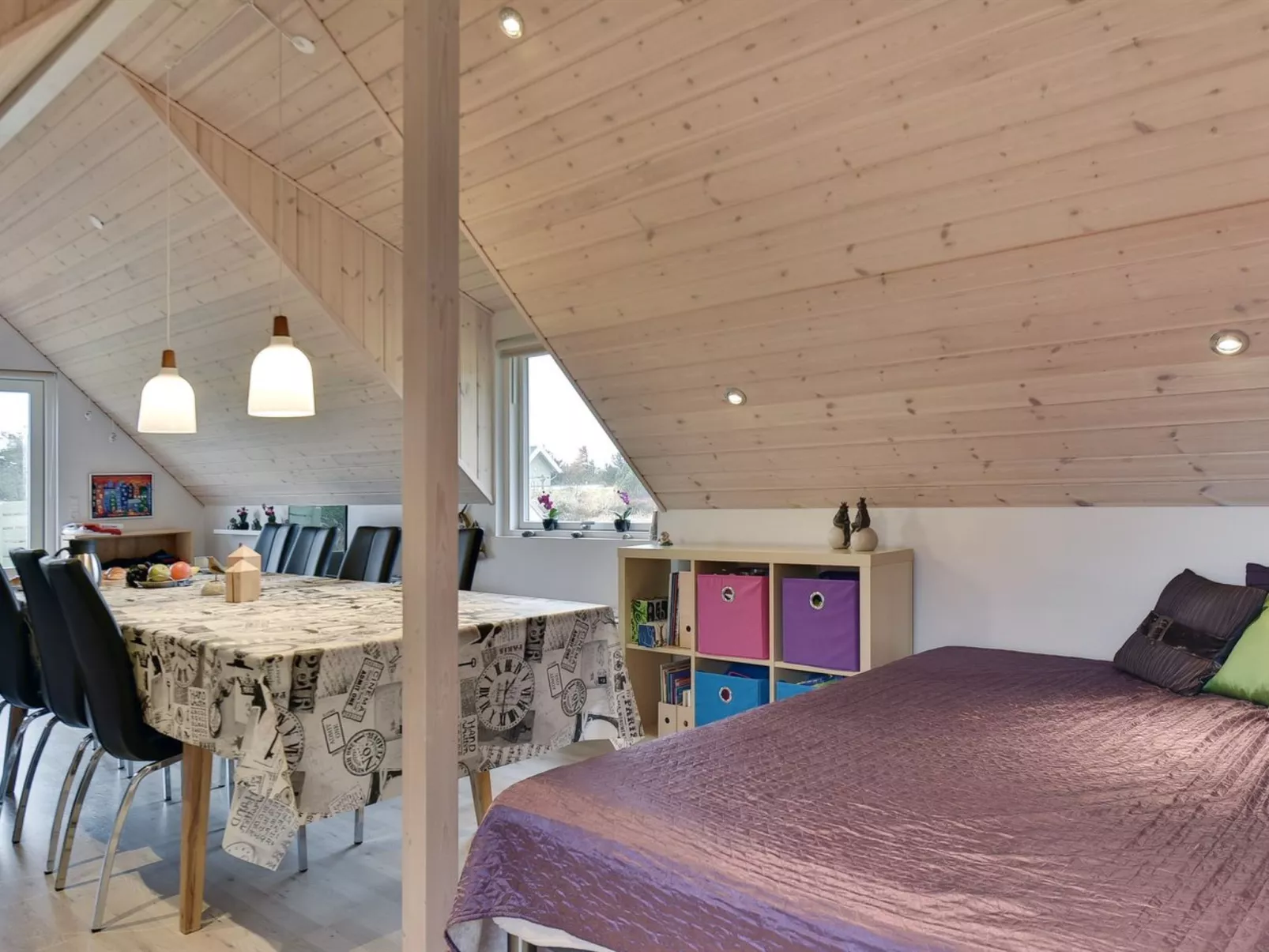 "Hinz" -  from the sea-Binnen