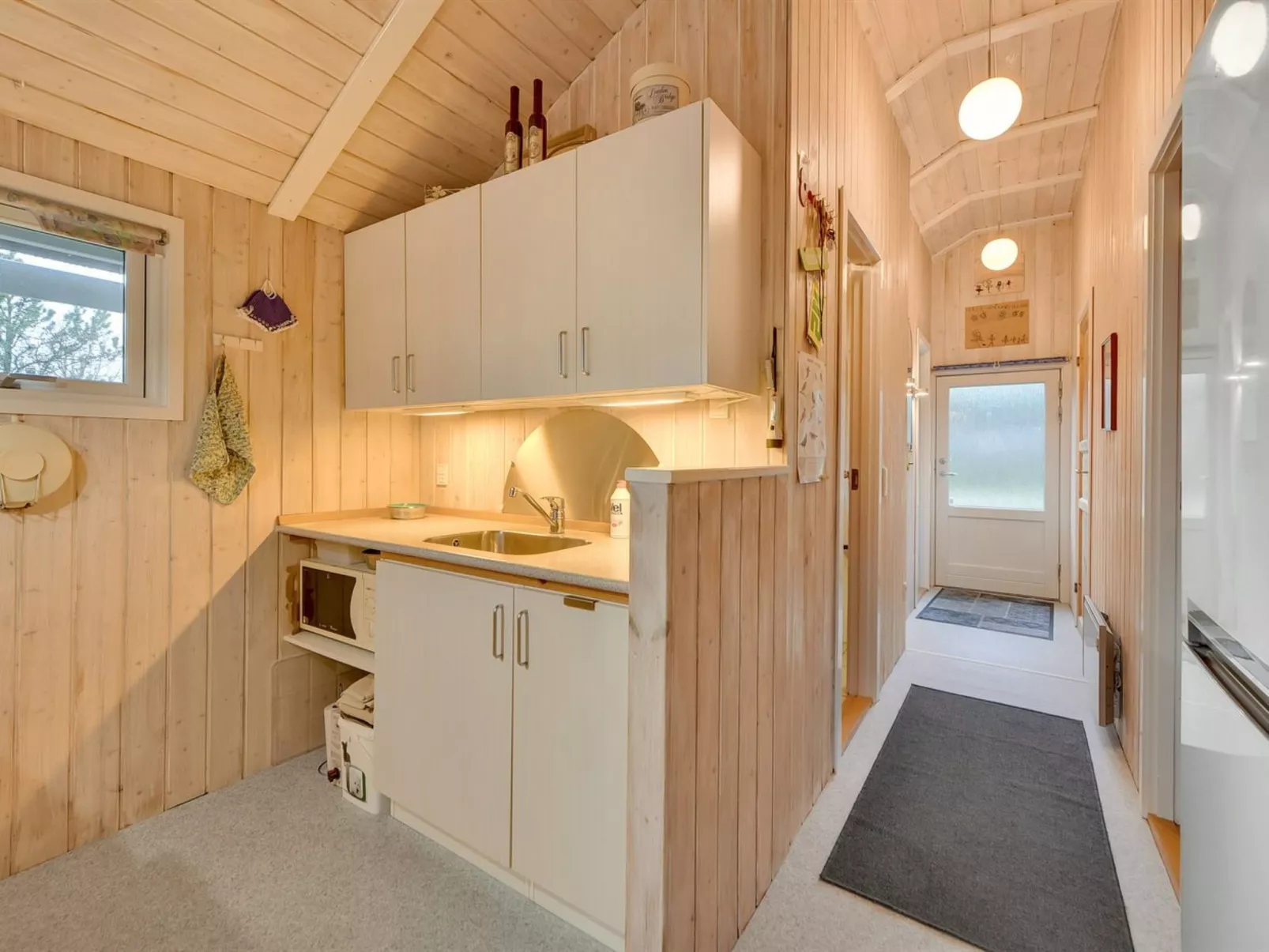 "Hannah" - 300m to the fjord-Binnen