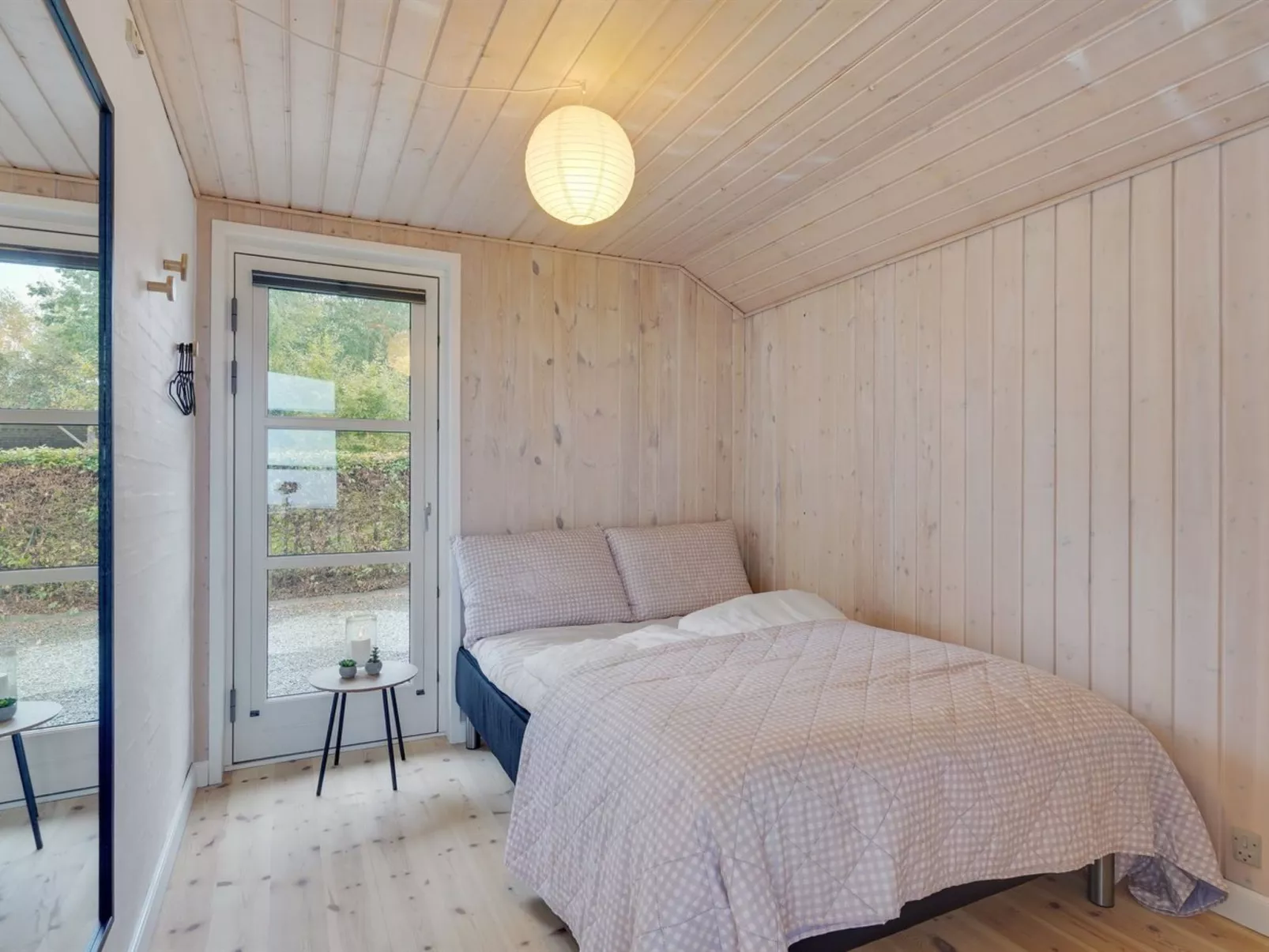 "Nica" - 100m from the sea-Binnen