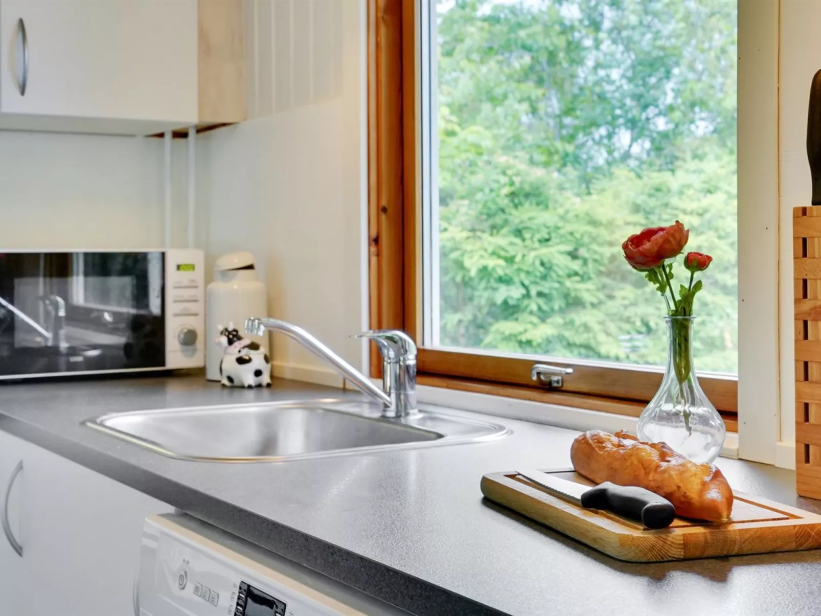 "Soraya" - 700m to the fjord-Binnen