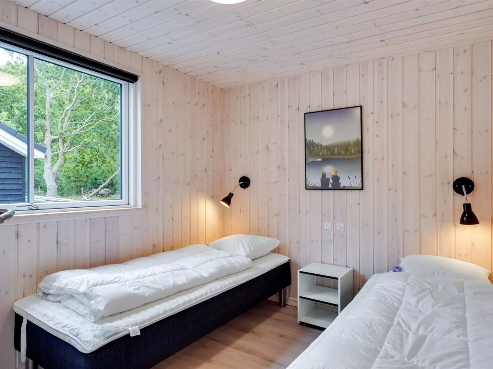 "Jorn" - 75m from the sea-Binnen