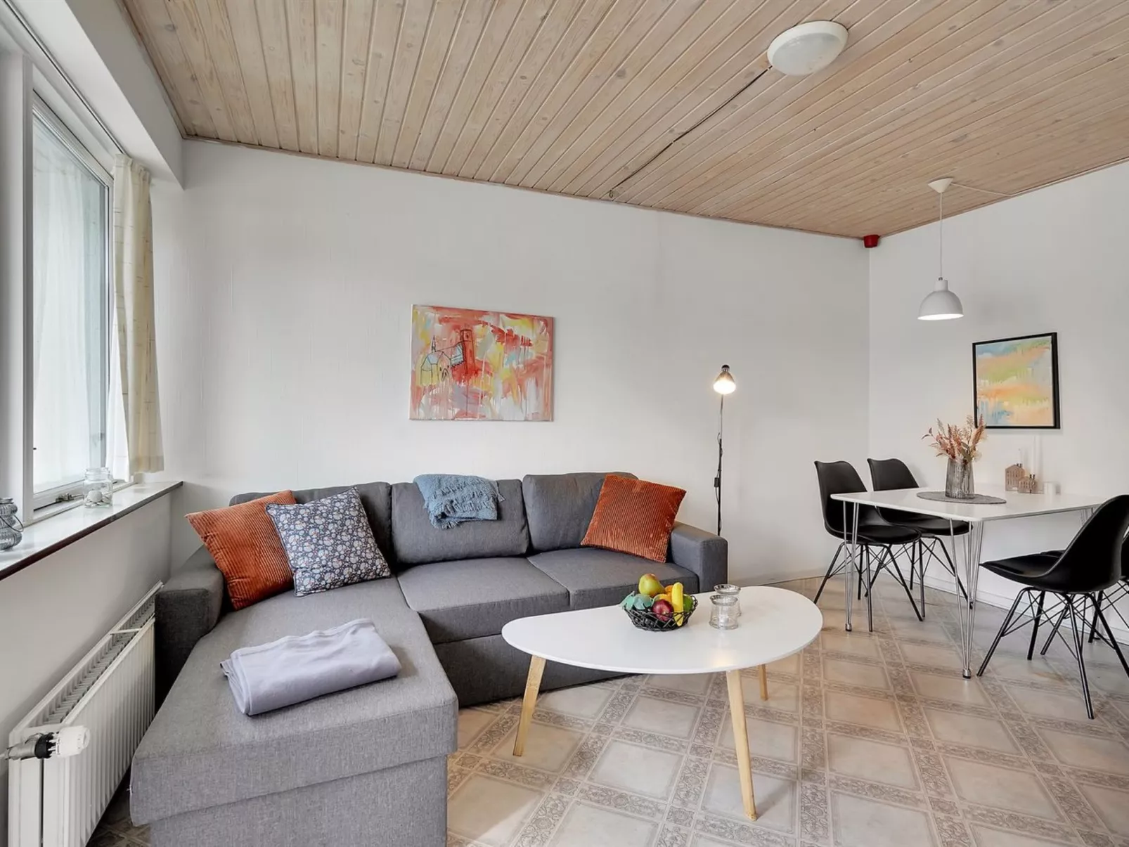 "Iida" - 20km from the sea-Binnen