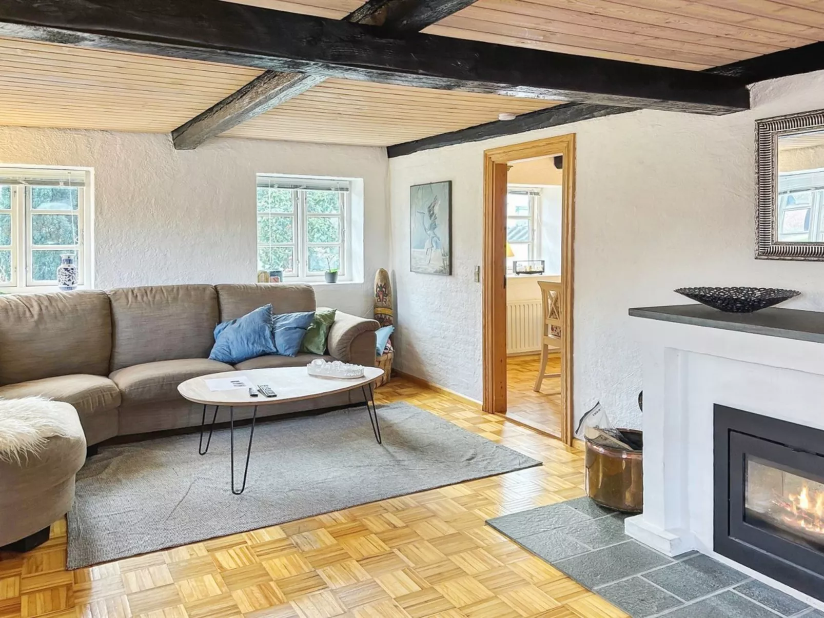 "Maelle" - 25km from the sea-Binnen