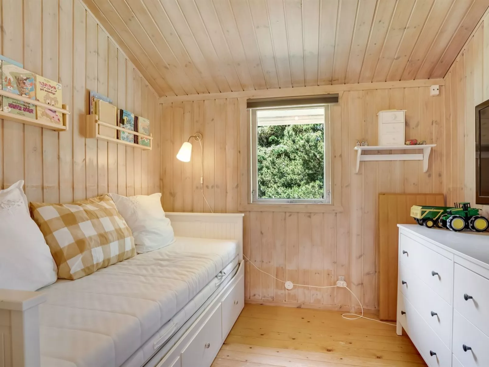 "Thrineke" - 600m from the sea-Buiten