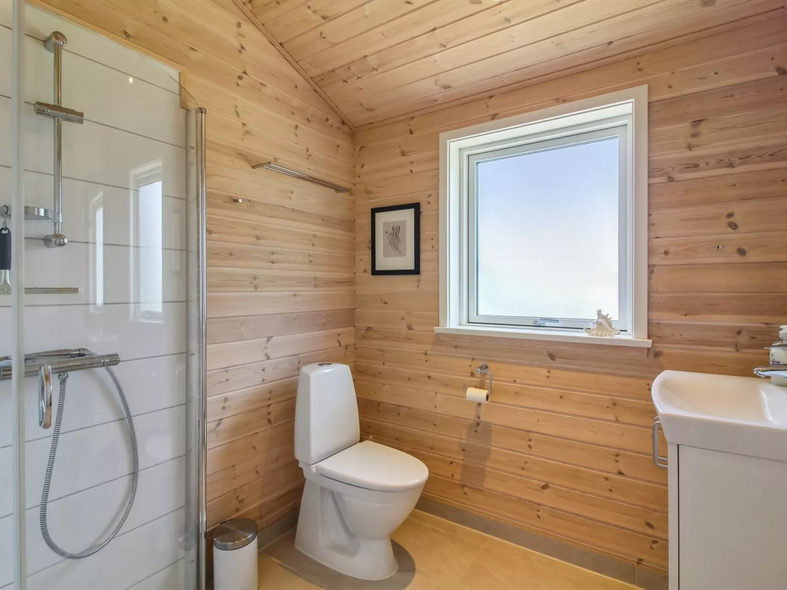 "Sampo" - 400m from the sea-Binnen