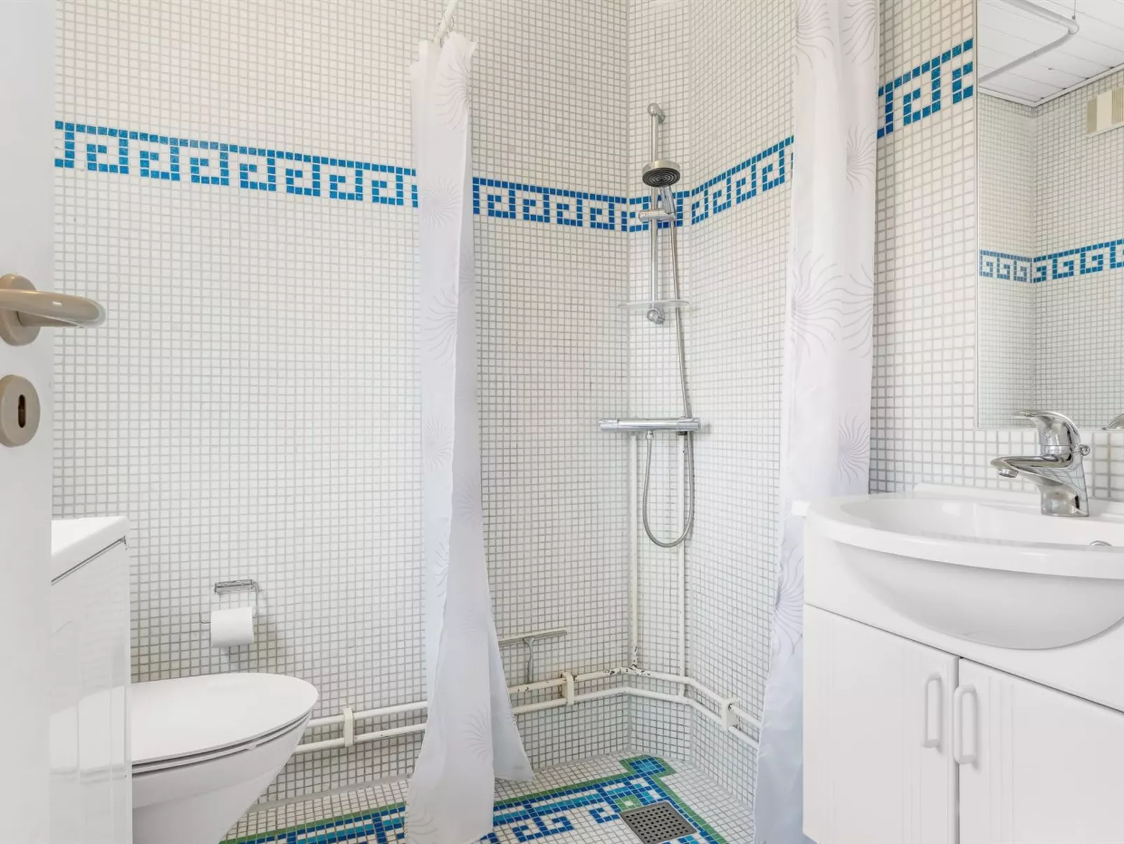 "Carstina" - 400m from the sea-Binnen