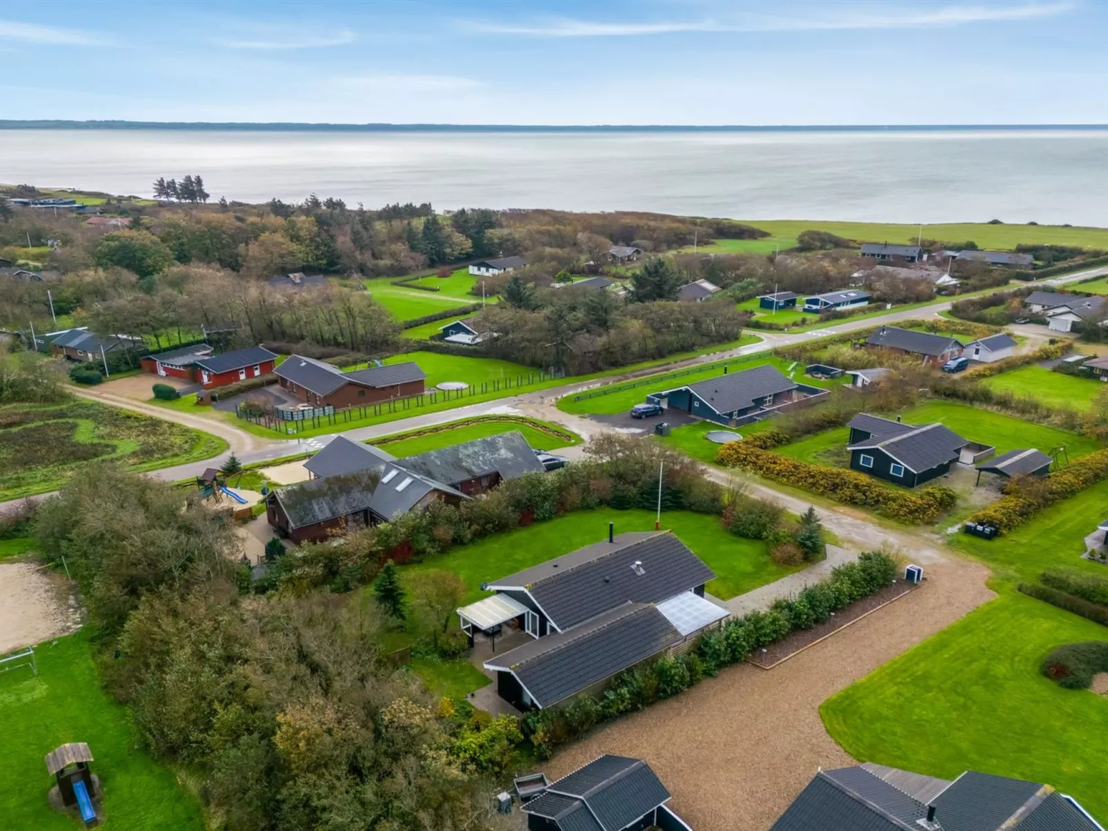 "Ensio" - 300m to the fjord-Buiten