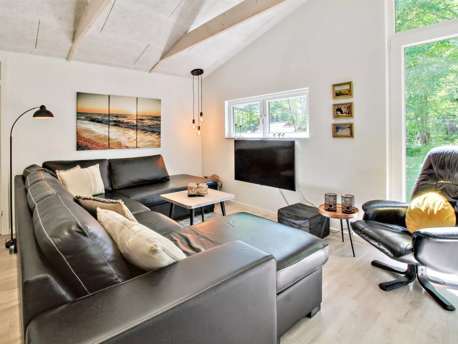 "Gretl" - 31km from the sea-Binnen