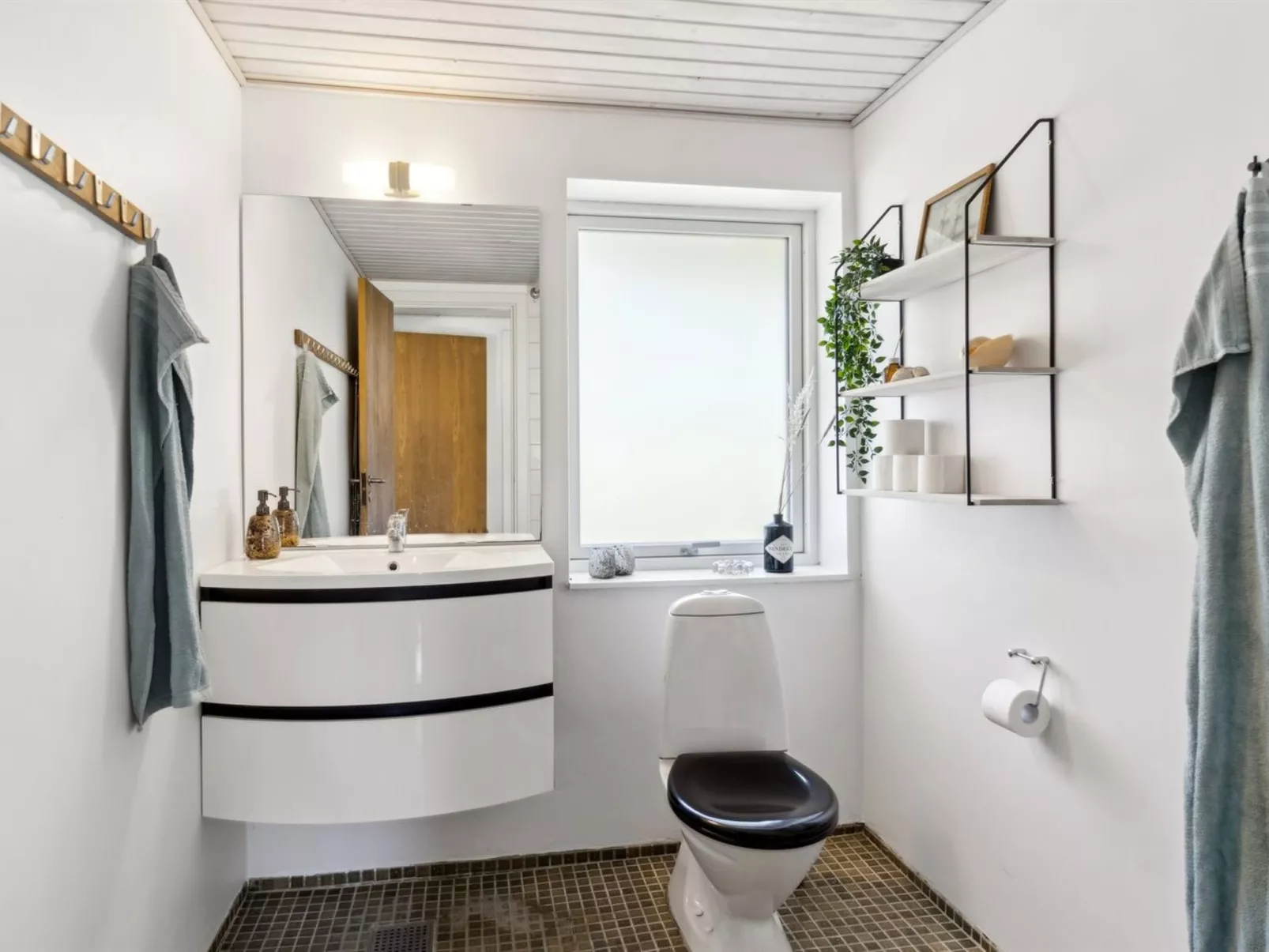 "Keti" - 50m from the sea-Binnen