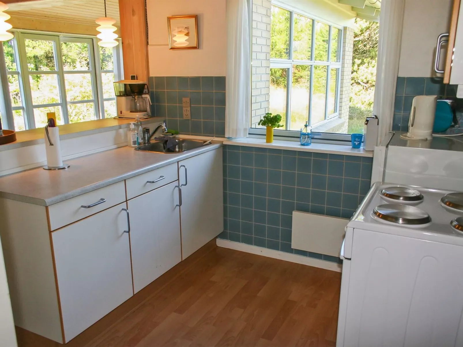 "Gisa" - 400m from the sea-Binnen