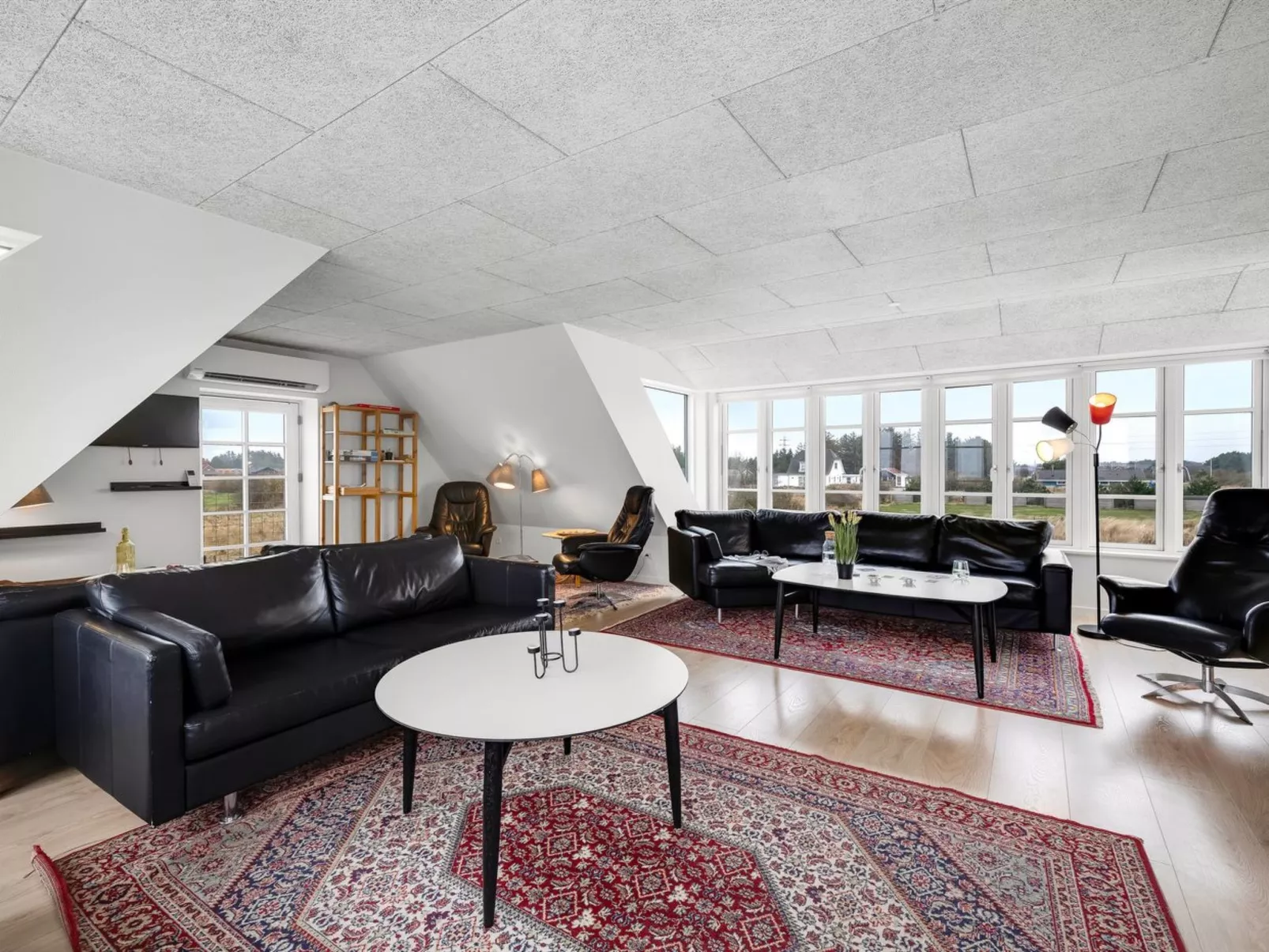 "Nafne" - 1.2km from the sea-Binnen