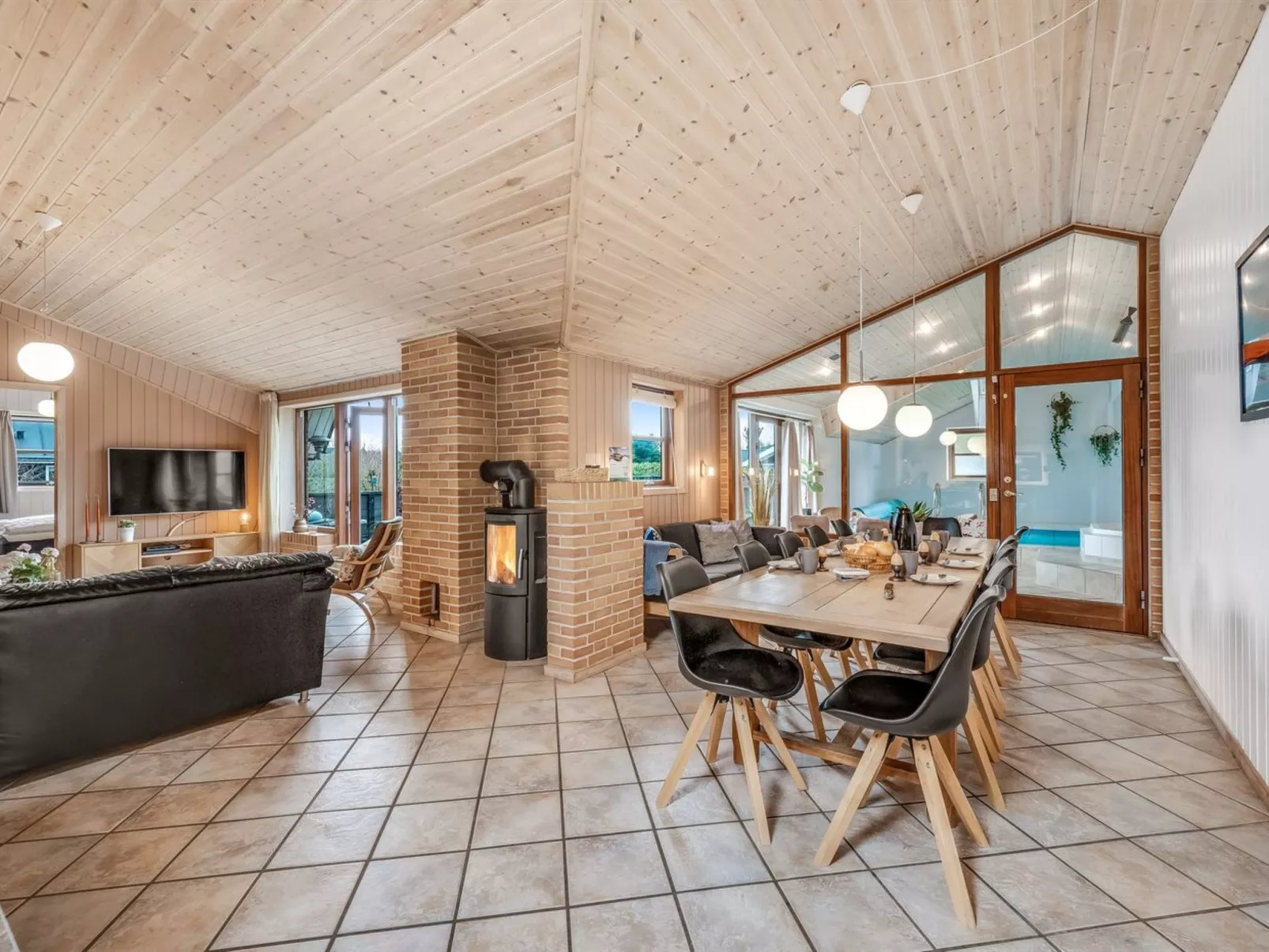 "Mico" - 500m from the sea-Binnen