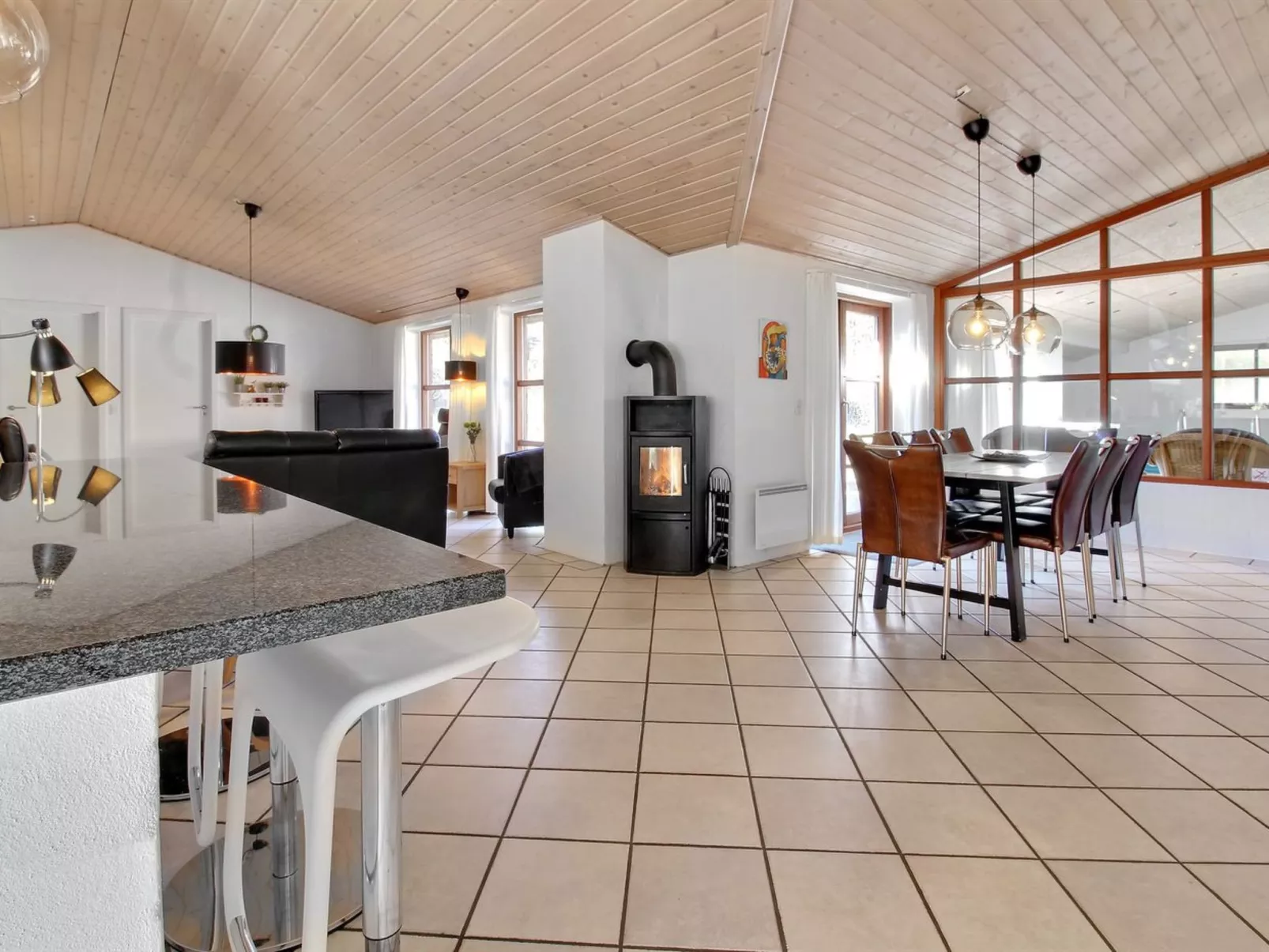 "Holmved" - 1.2km from the sea-Binnen