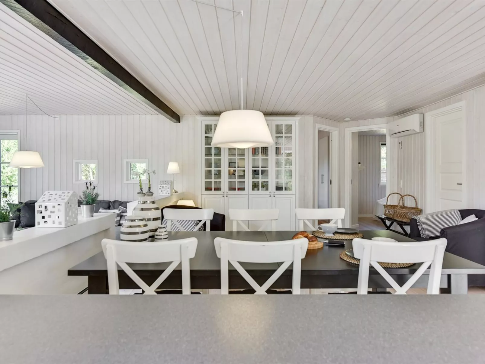 "Raili" - 1.5km from the sea-Binnen