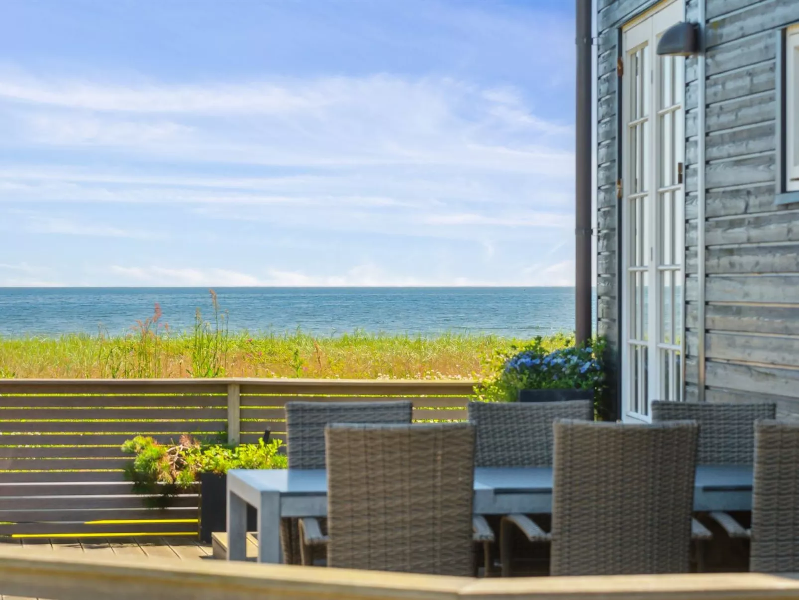 "Dory" - 30m from the sea-Buiten