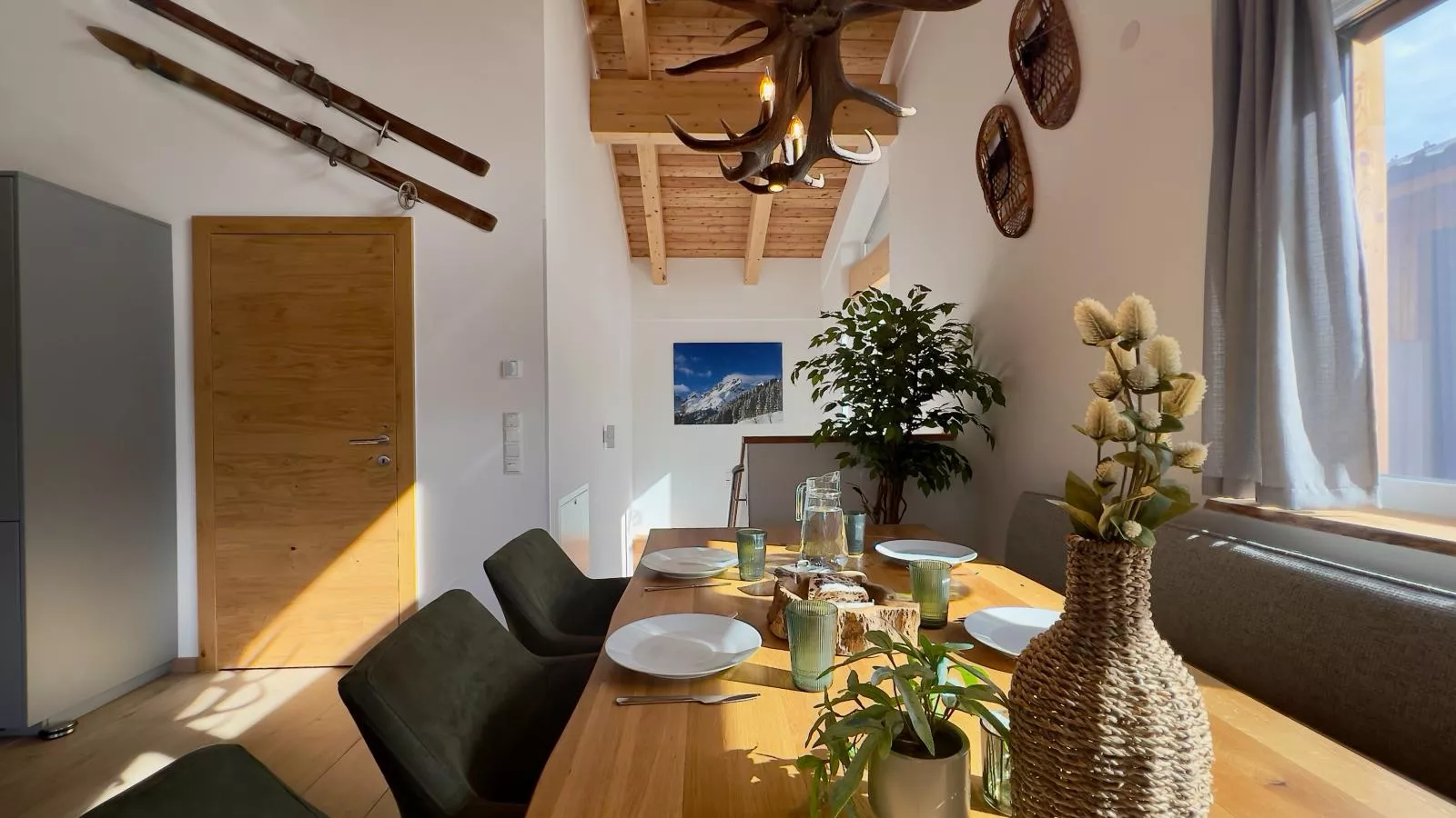 Grebenzen Lodge Edelweiss-Eetkamer