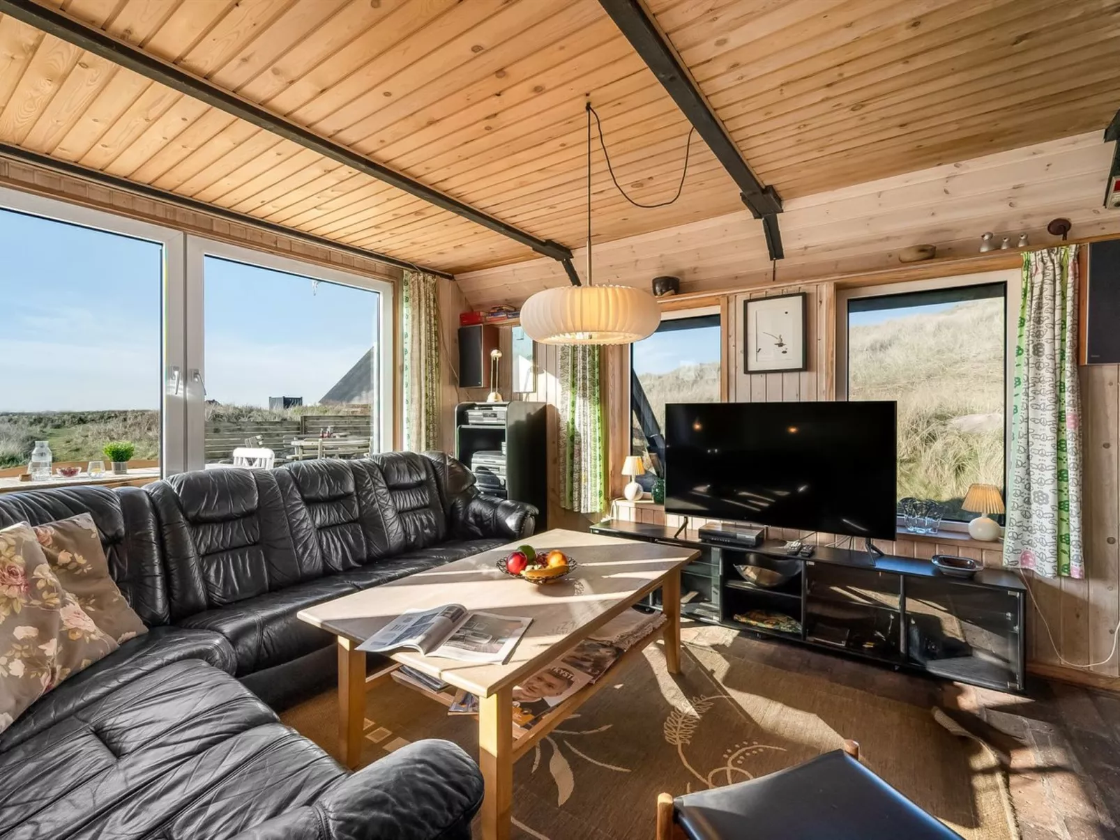 "Kurt" - 75m from the sea-Binnen