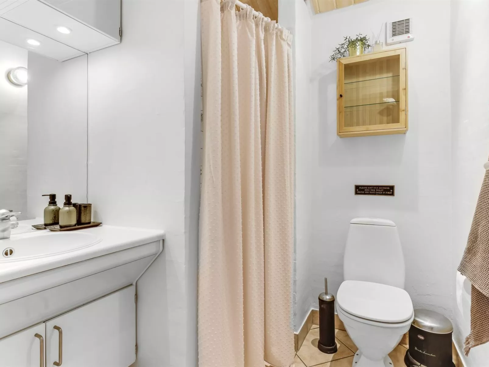 "Aster" - 150m from the sea-Binnen