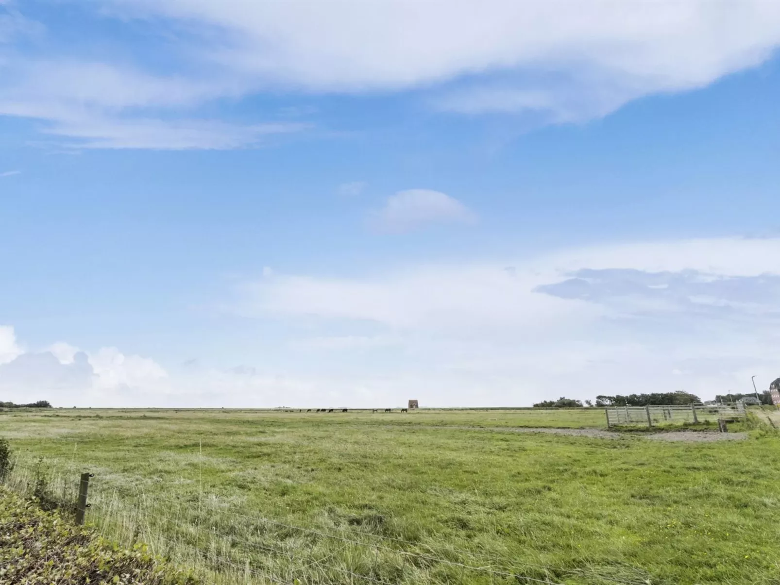 "Janin" - 400m from the sea-Buiten