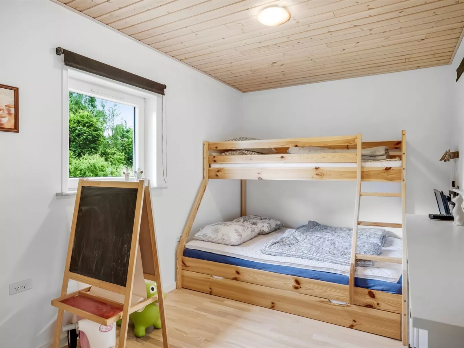 "Ara" - 1.4km from the sea-Binnen