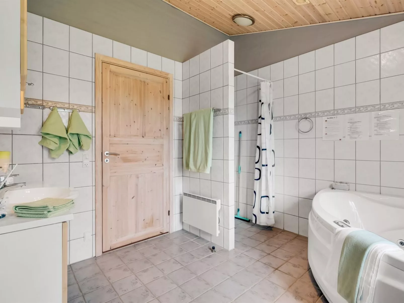 "Zölestine" -  from the sea-Binnen