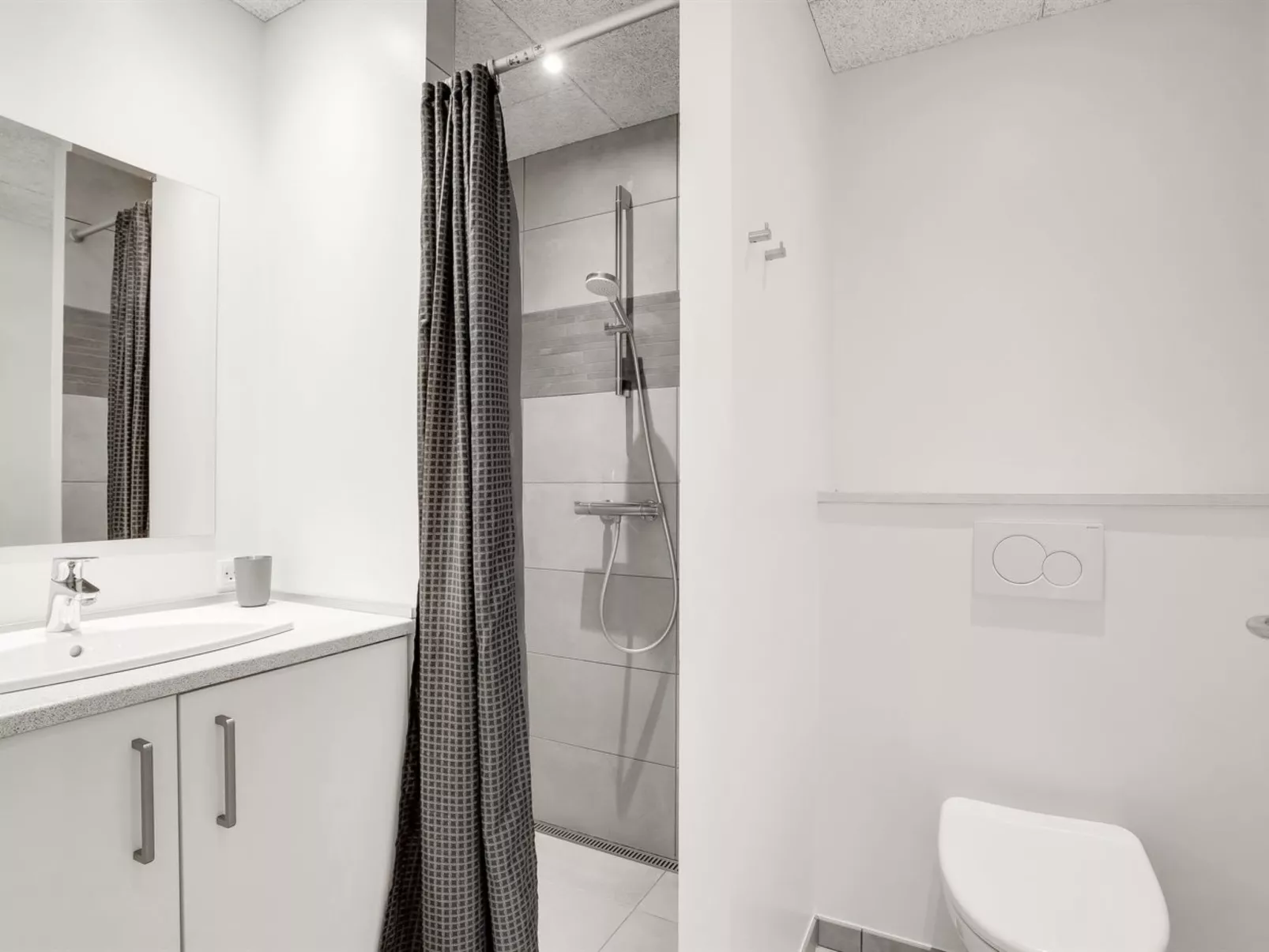 "Patrice" - 300m from the sea-Binnen