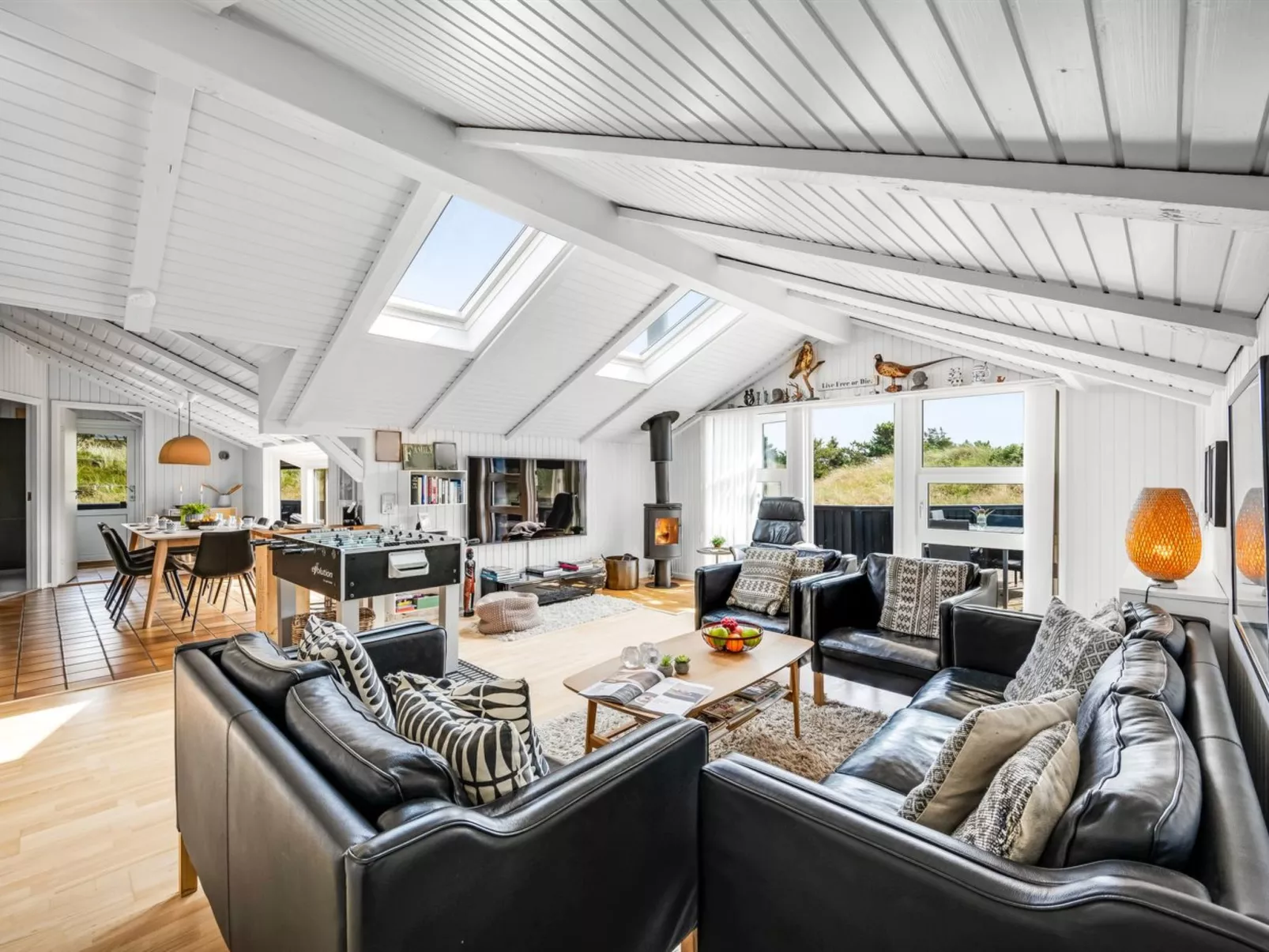 "Emin" - 700m from the sea-Binnen