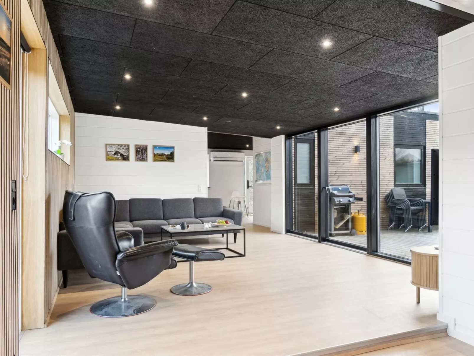 "Danske" - 6.8km from the sea-Binnen