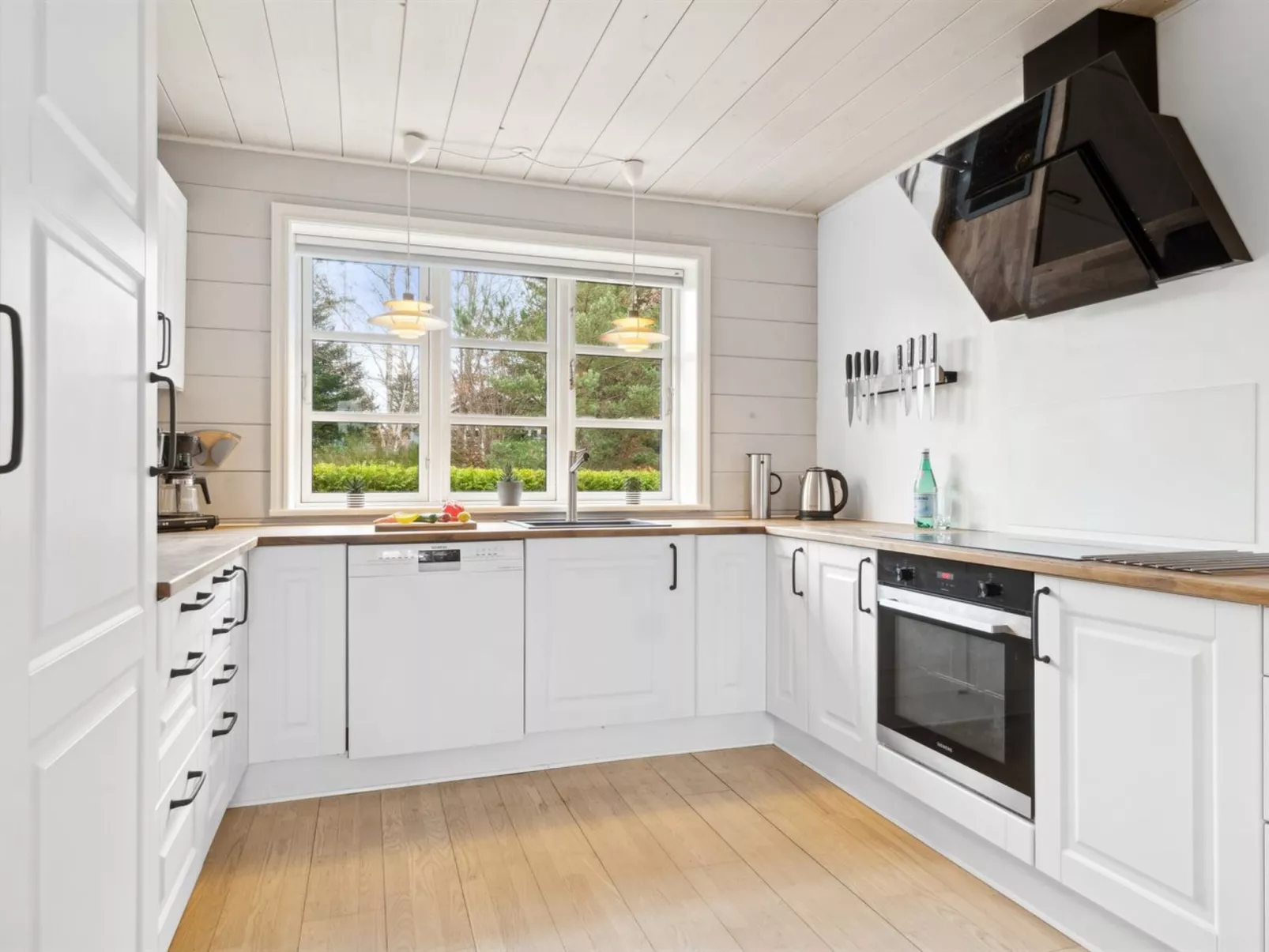 "Ingert" - 1km from the sea-Binnen