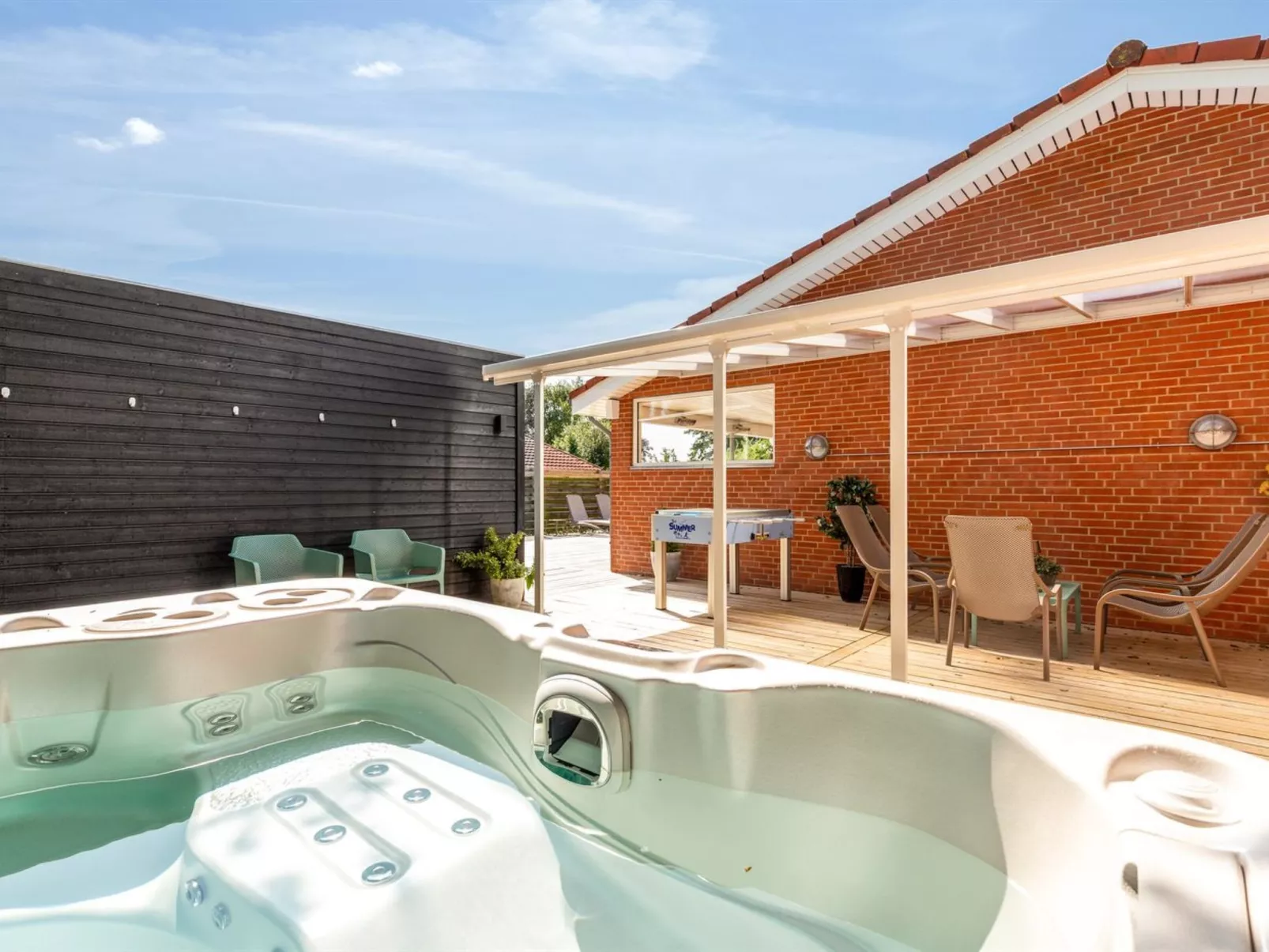 "Kerttuli" - 540m from the sea-Buiten