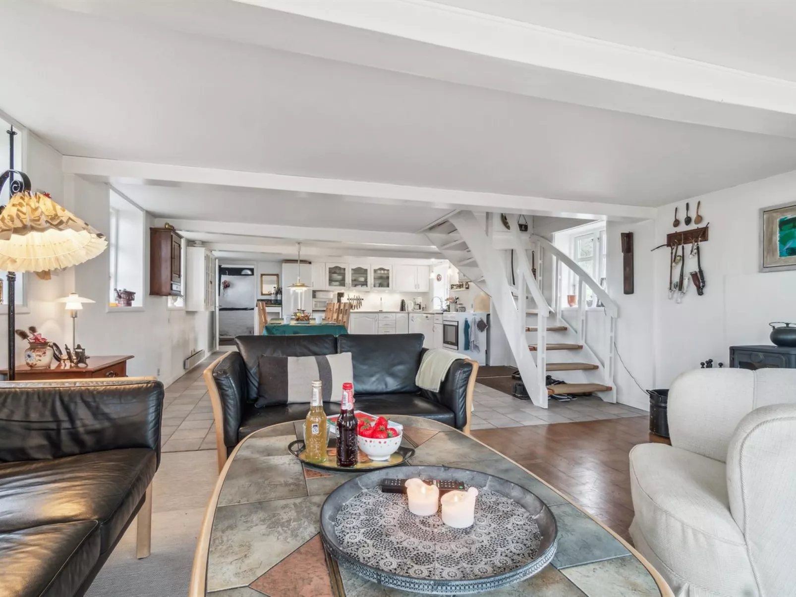 "Bena" - 2km from the sea-Binnen