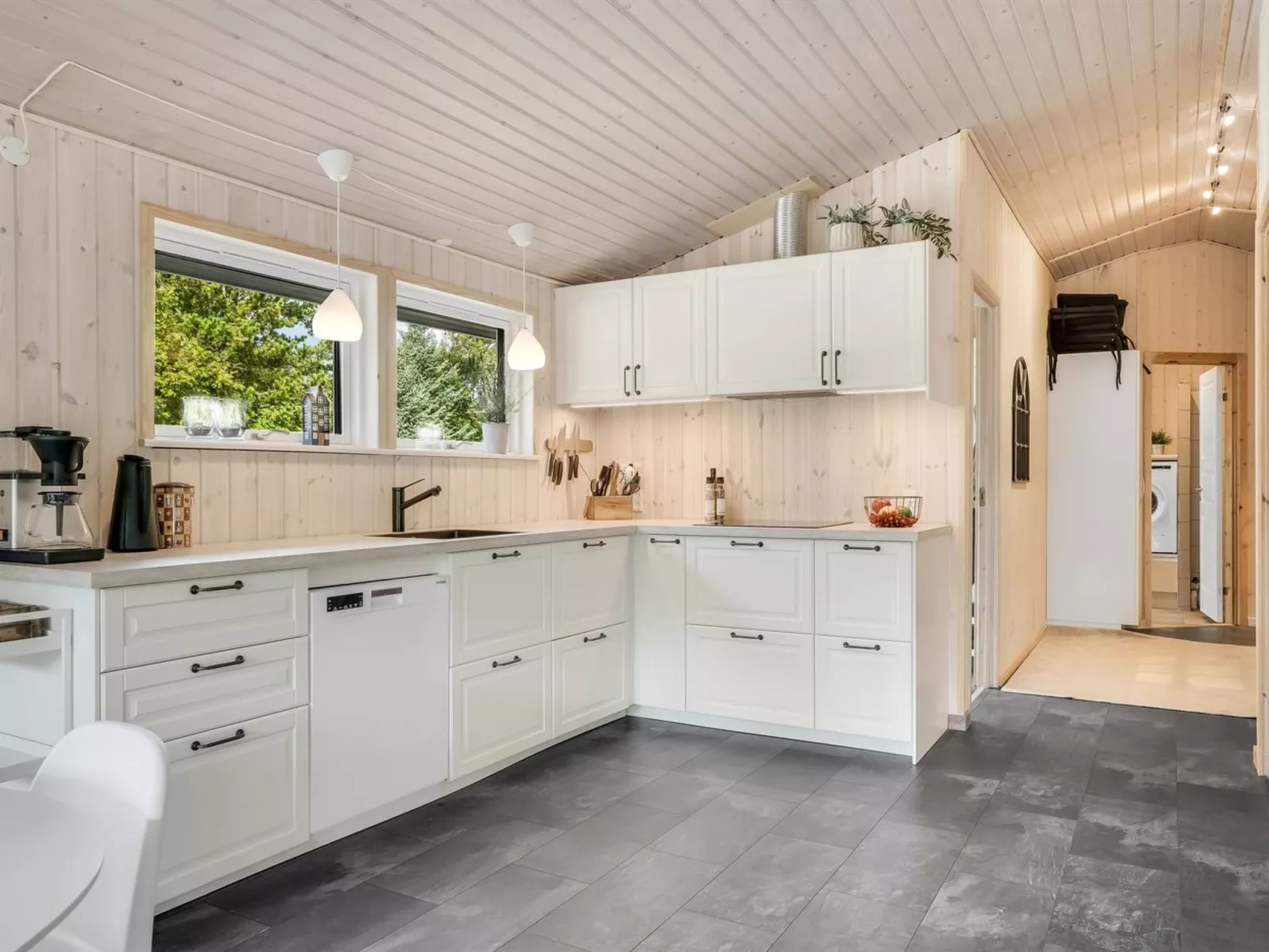 "Onni" - 2.3km from the sea-Binnen