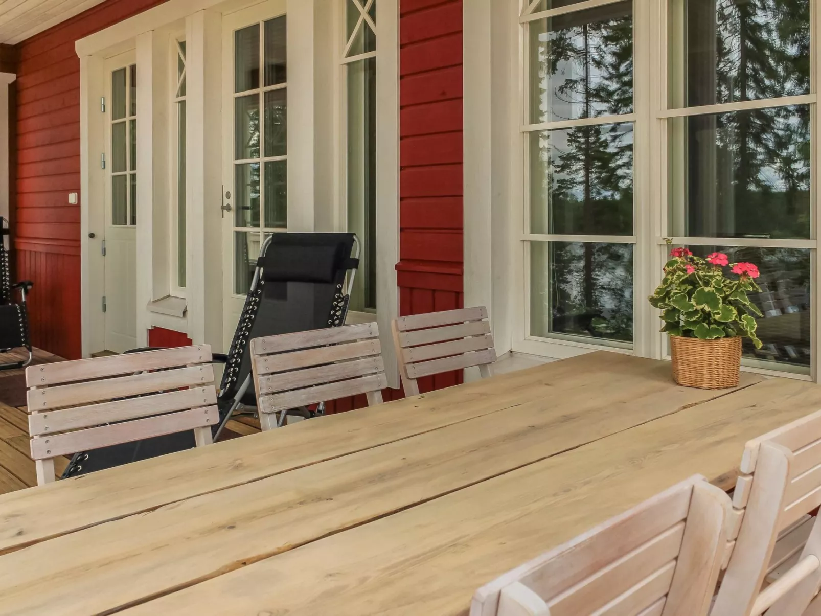 Villa kukkula-Binnen