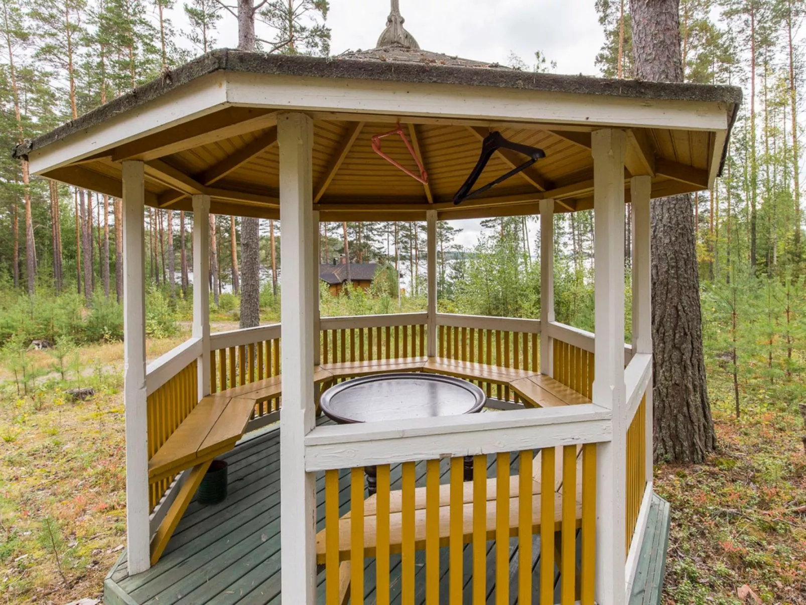 Villa kukkapää-Binnen