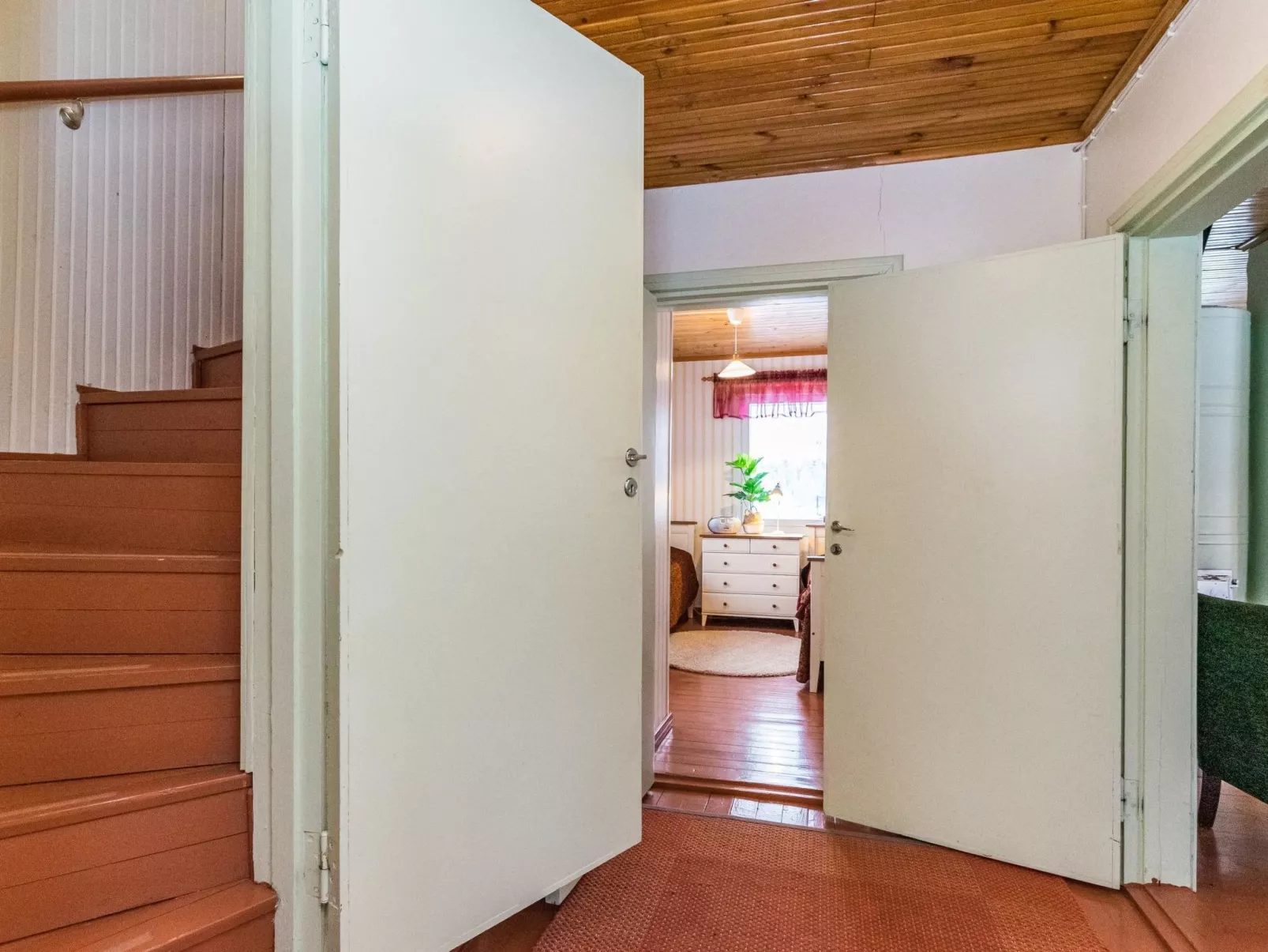 Wanha karminranta-Binnen